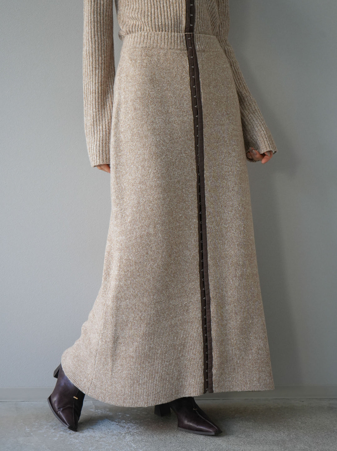 [予約]ホックディティールマルチWAYニットスカート/アイボリー