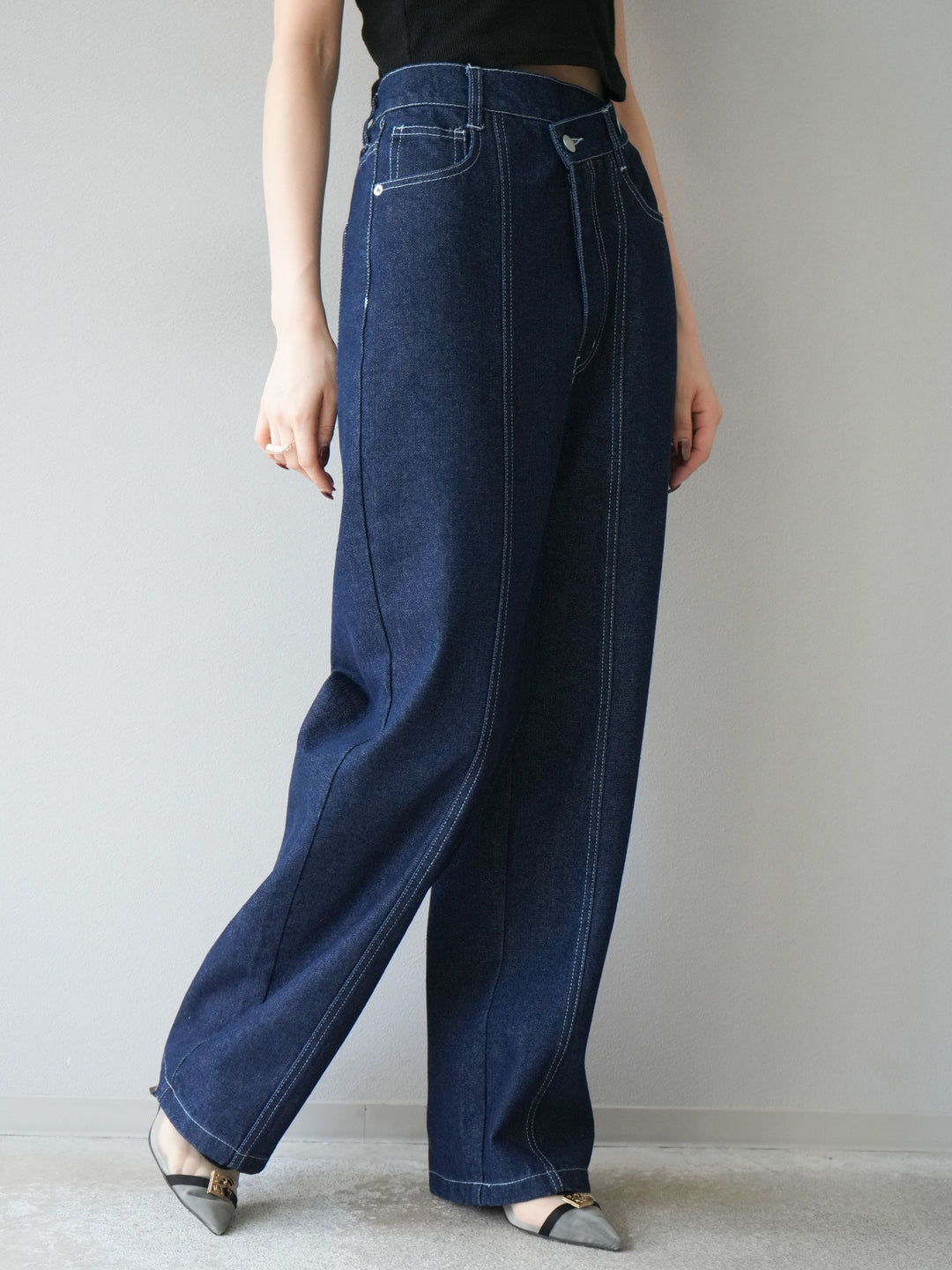[予約]センターシームラップデザインストレートデニム/インディゴ