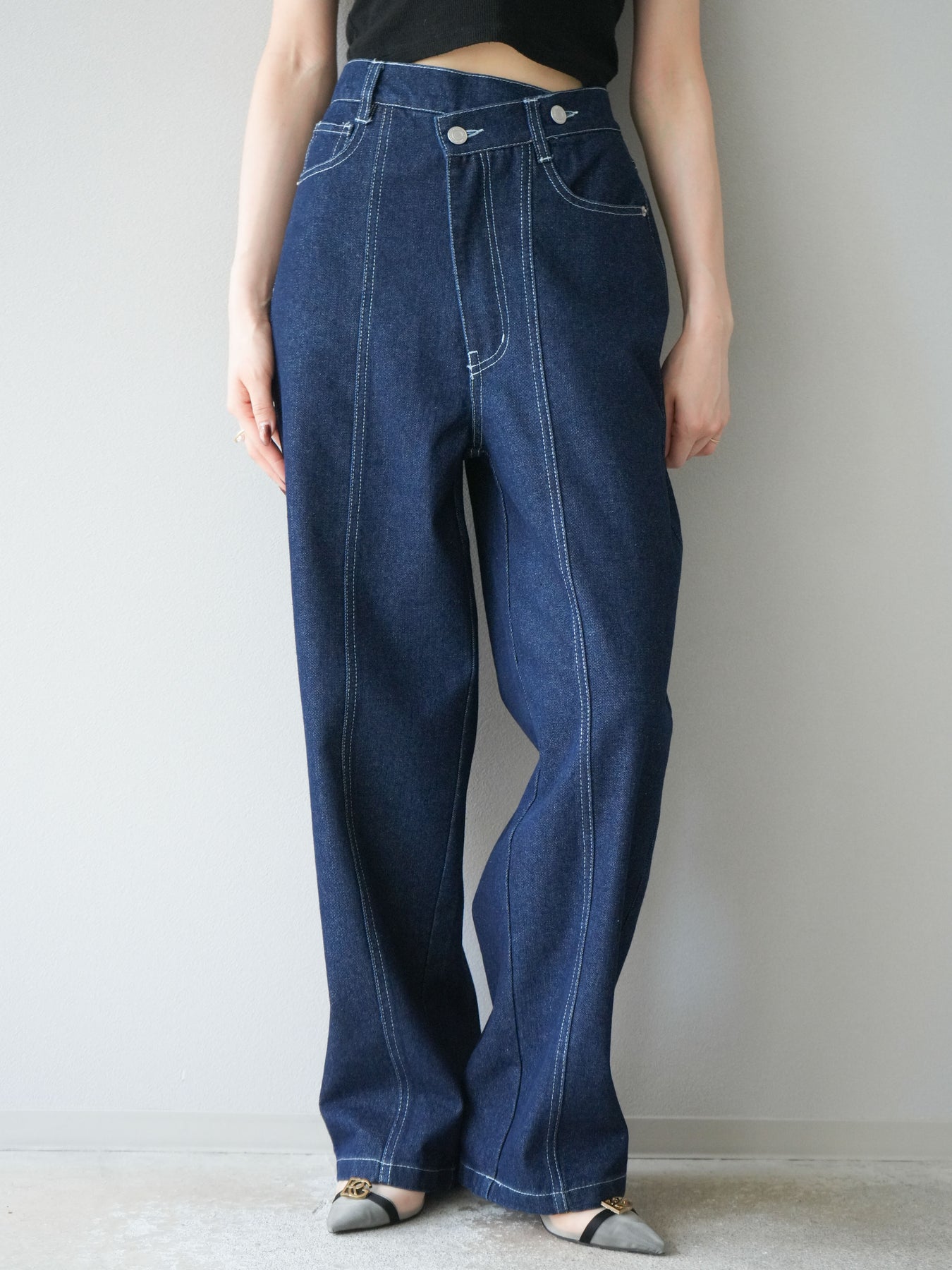 【最終価格】Drawer インディゴデニム ストレート 25 予約]センターシームラップデザインストレートデニム/インディゴ