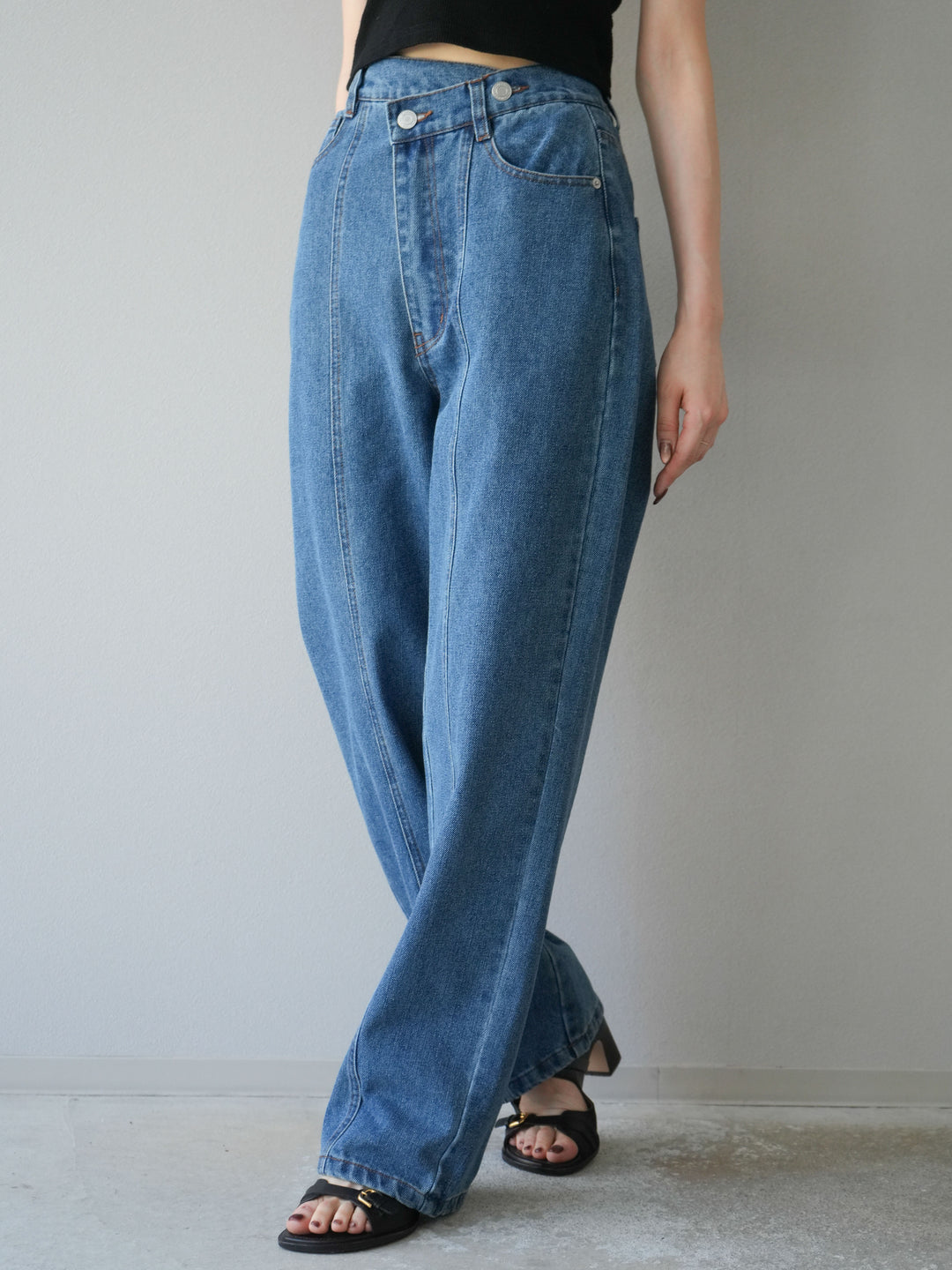 [予約]センターシームラップデザインストレートデニム/ブルー