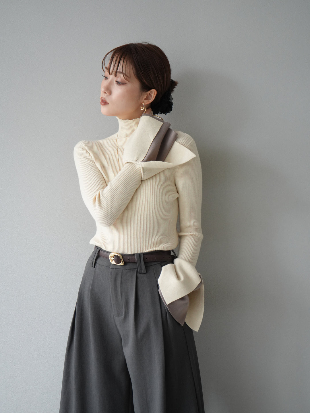 [SET]レイヤードフレアスリーブハイネックニットトップス+レイヤードフレアスリーブハイネックニットトップス(2set)