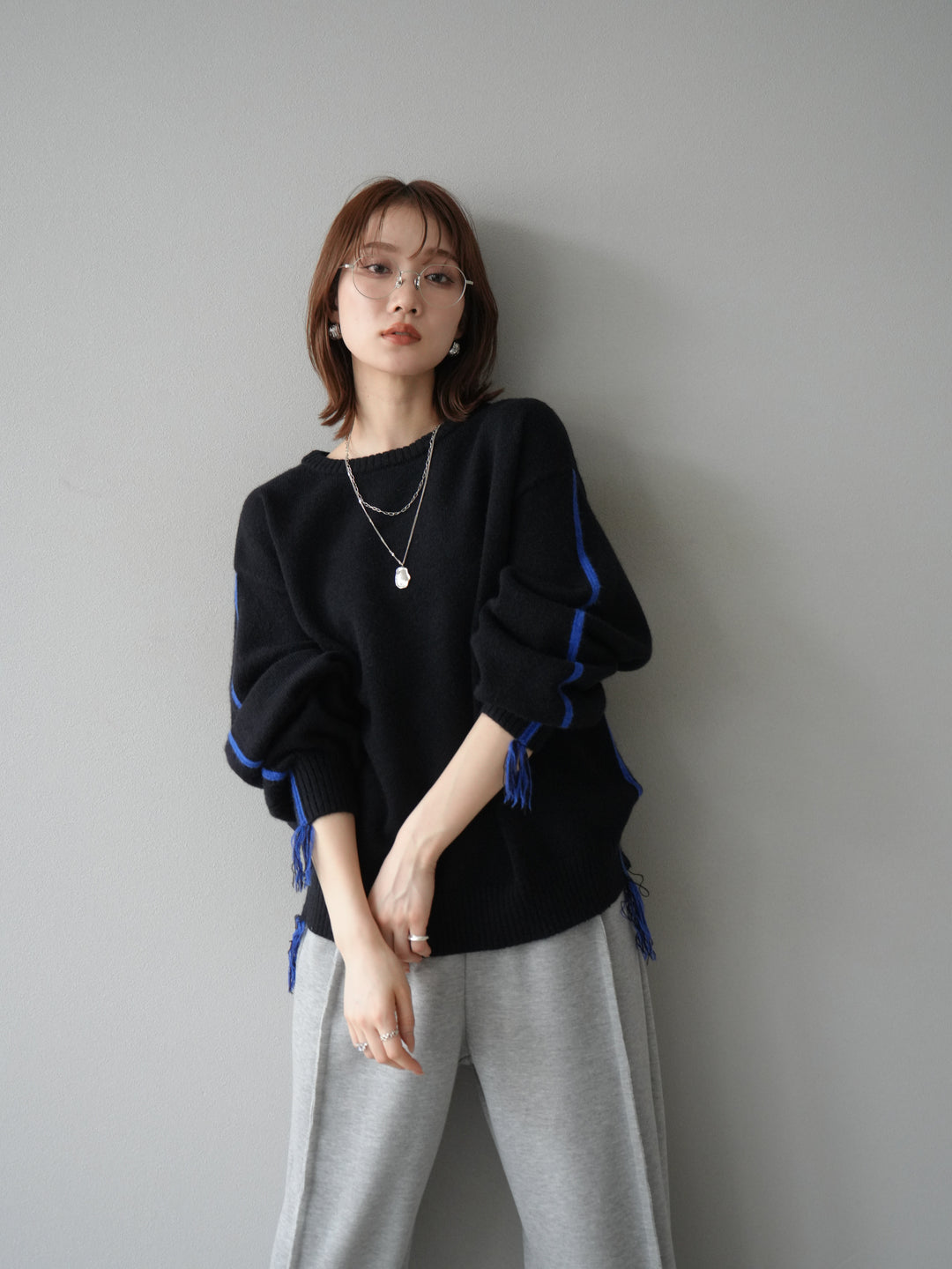 [SET]配色ステッチフリンジニットプルオーバー +選べるアクセセット(2set)