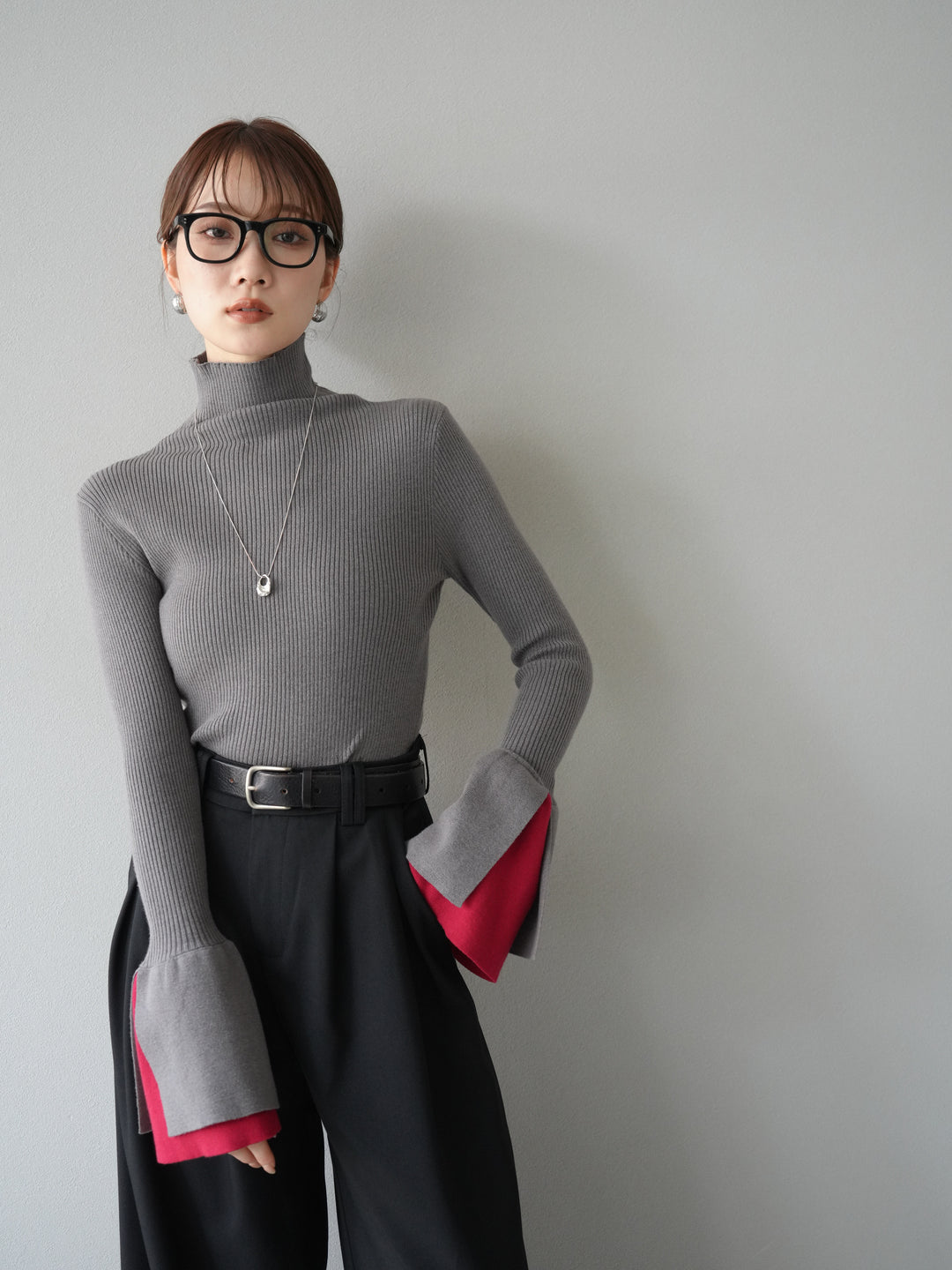 [SET]レイヤードフレアスリーブハイネックニットトップス+レイヤードフレアスリーブハイネックニットトップス(2set)