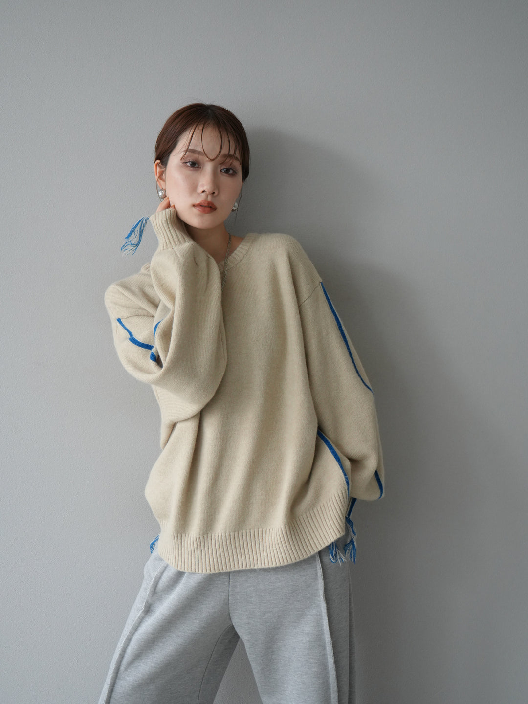 [SET]配色ステッチフリンジニットプルオーバー +選べるアクセセット(2set)