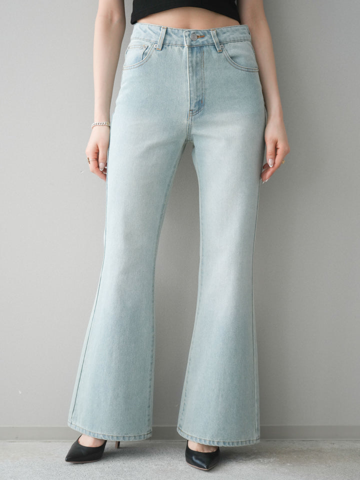 [予約]フレアデニムパンツ/bleach