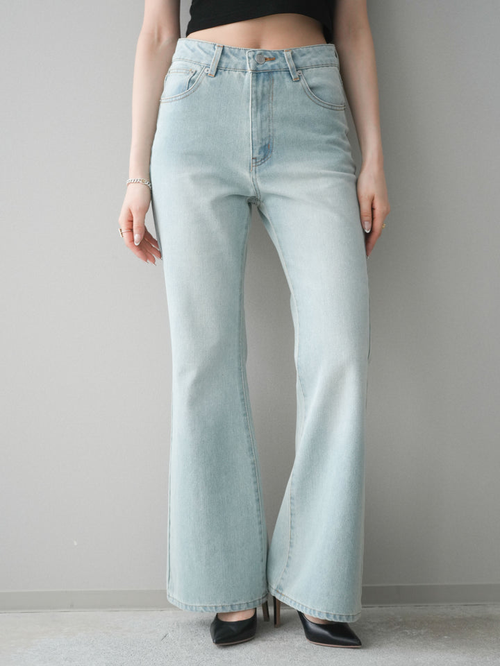 [予約]フレアデニムパンツ/bleach