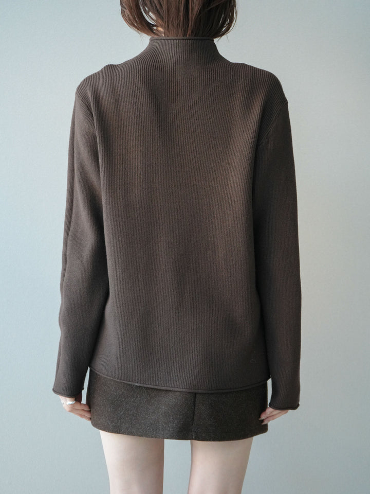 [予約]ボトルネック裾カールリブニットトップス/brown