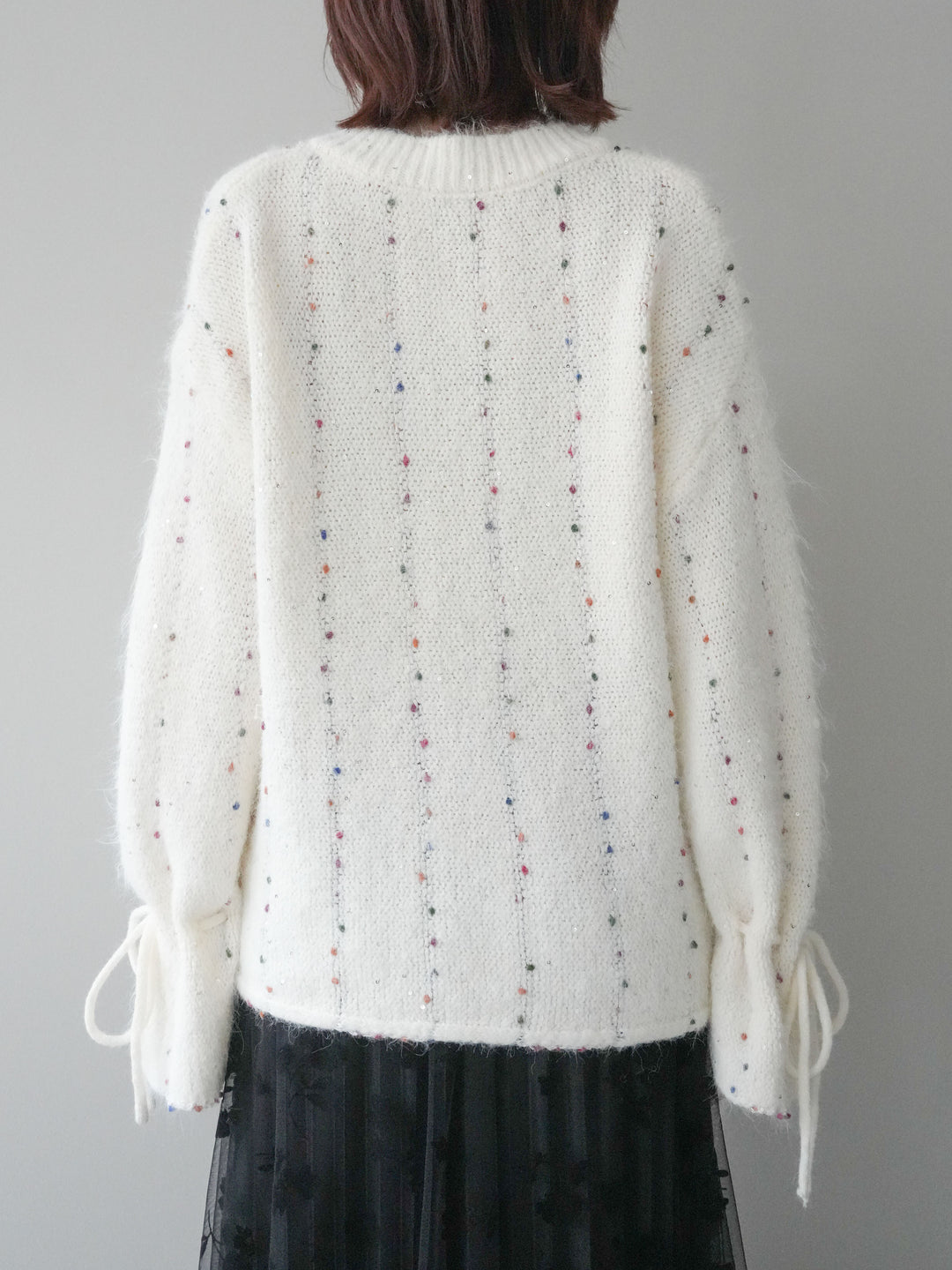 [予約]キャンディースリーブカラーネップスパンコールニットプルオーバー/white