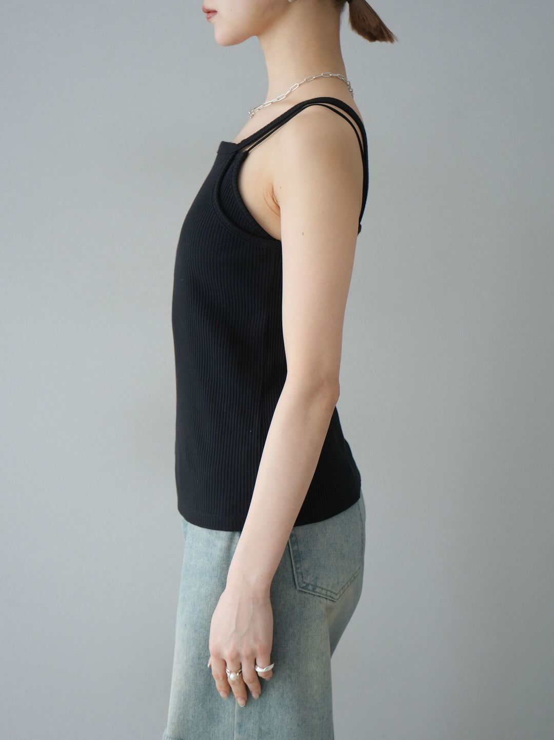 [予約]レイヤードデザインカットリブブラキャミソール/ブラック