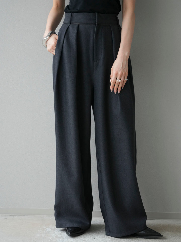 [予約]レザーパイピングタックワイドパンツ/グレー