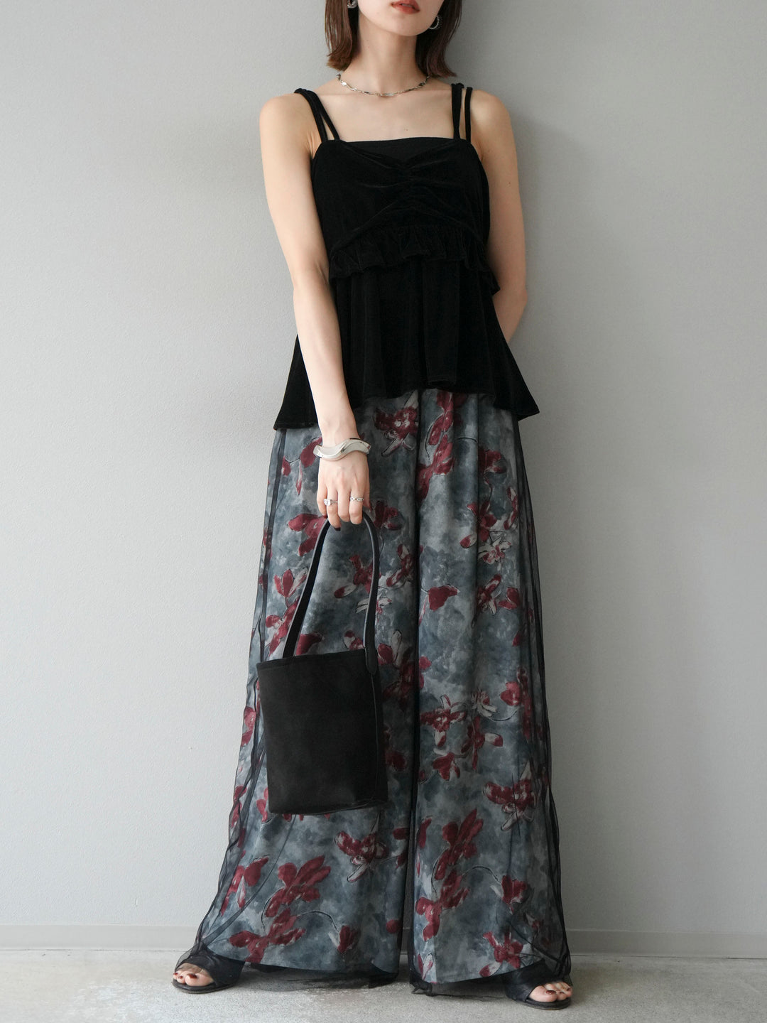 [予約]ベロアフリルビスチェ/ブラック