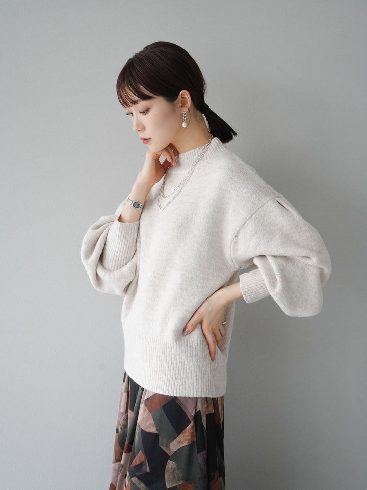 [予約]ボリュームスリーブプチネックニットプルオーバー/オートミール