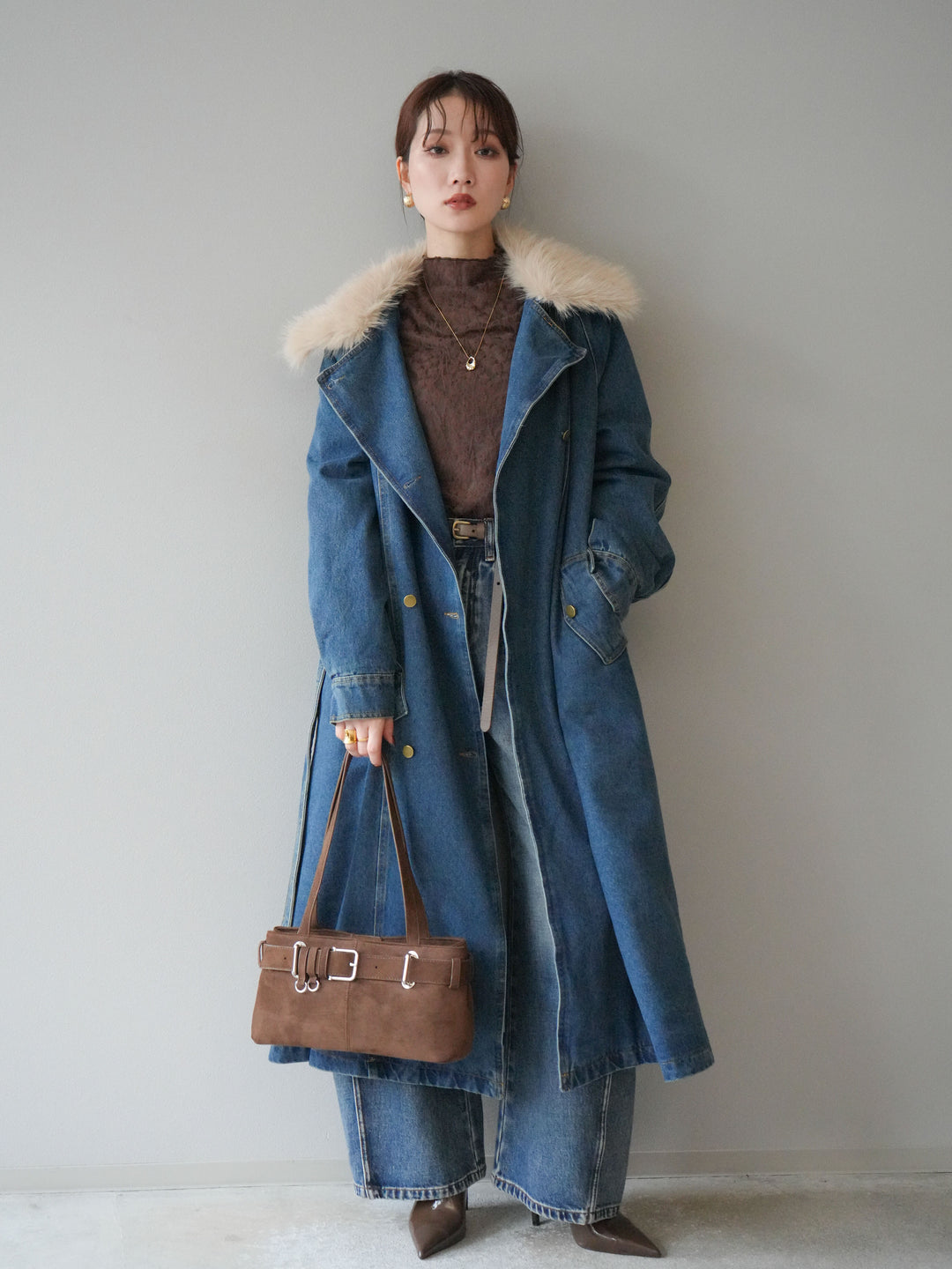 [予約]ファー襟デニムロングコート/blue