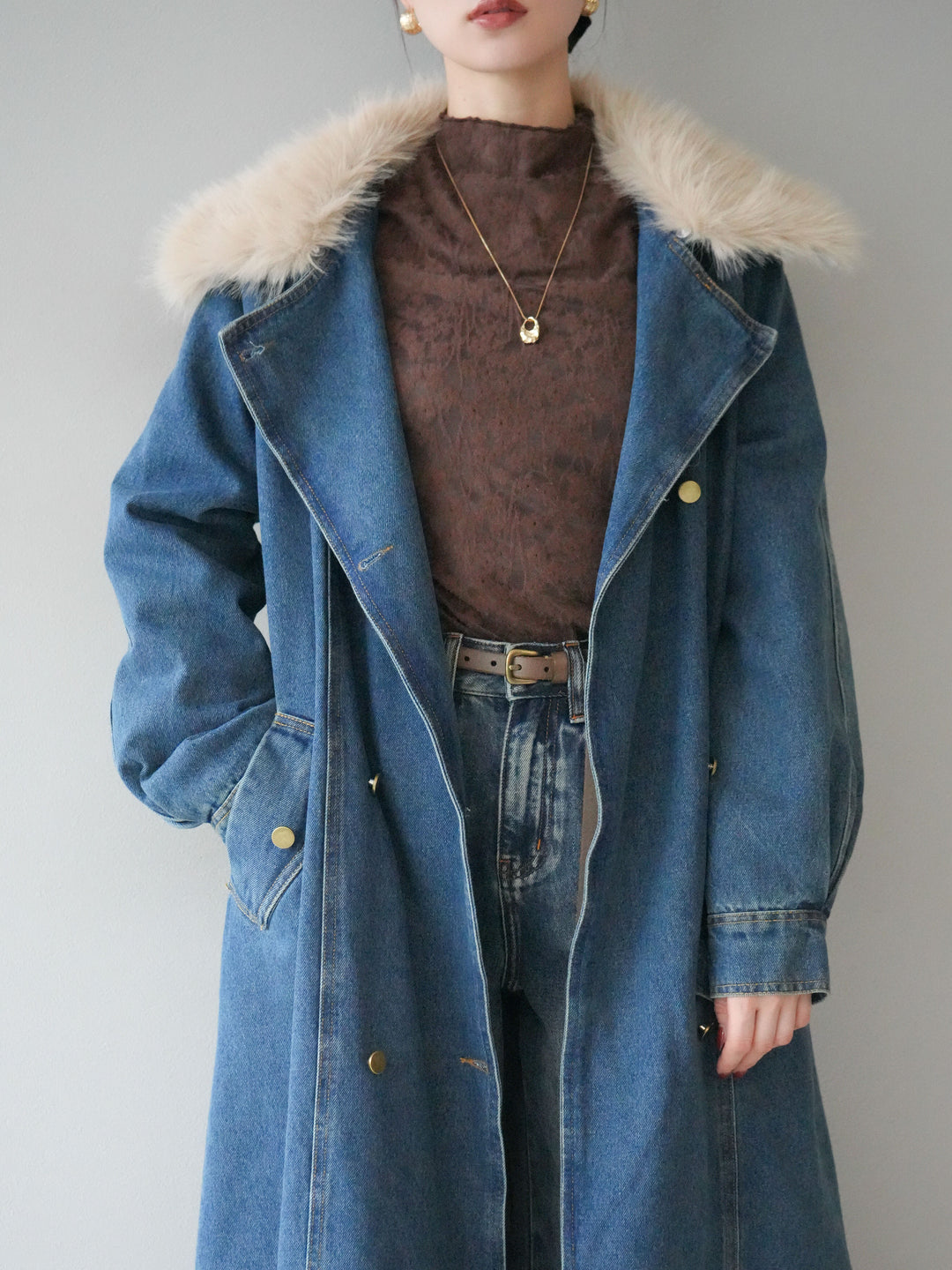 [予約]ファー襟デニムロングコート/blue