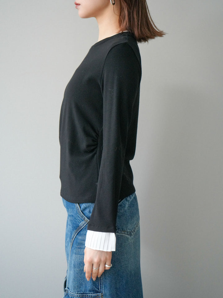 [予約]袖プリーツ配色レイヤードトップス/black