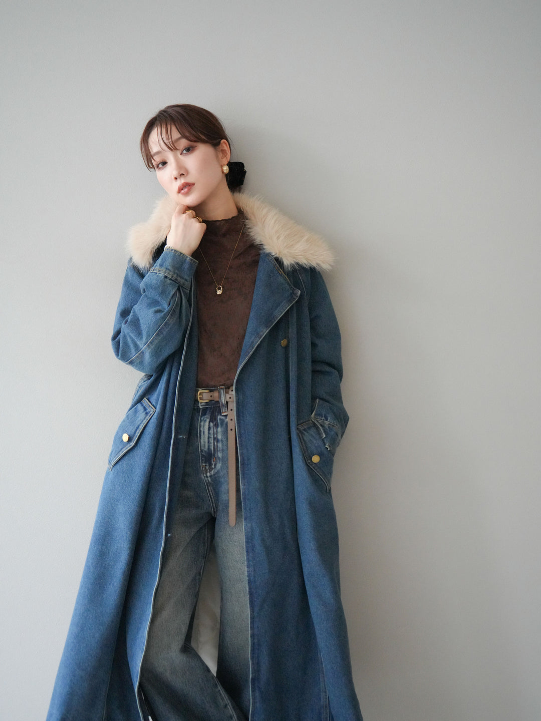 [予約]ファー襟デニムロングコート/blue