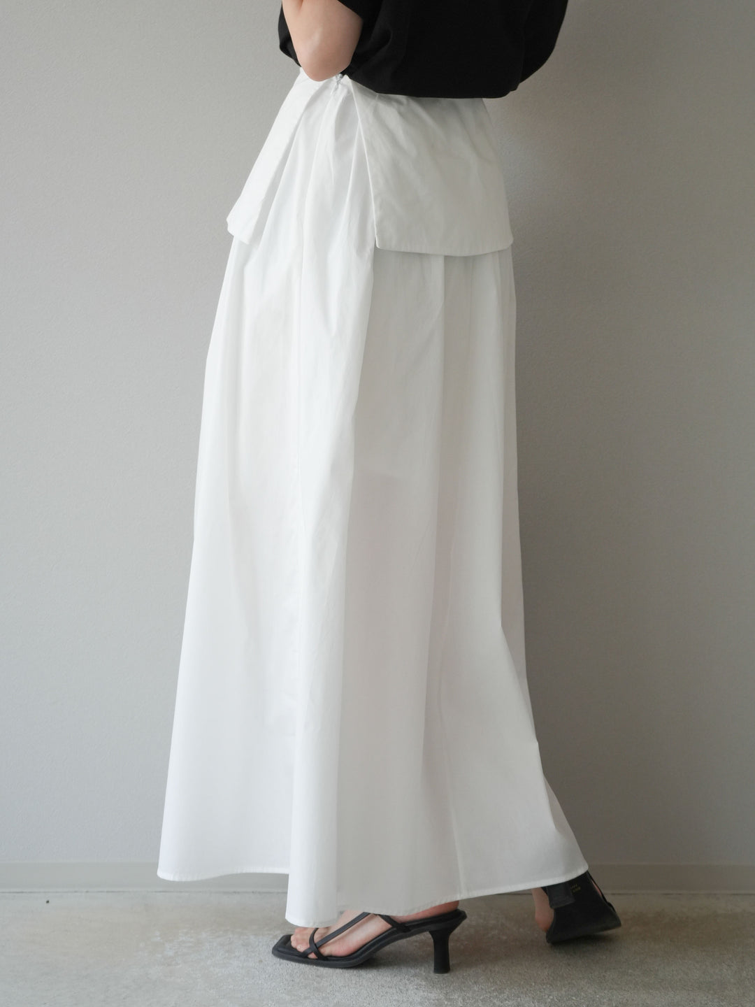 [予約]レイヤードジップデザインブロードフレアスカート/ホワイト