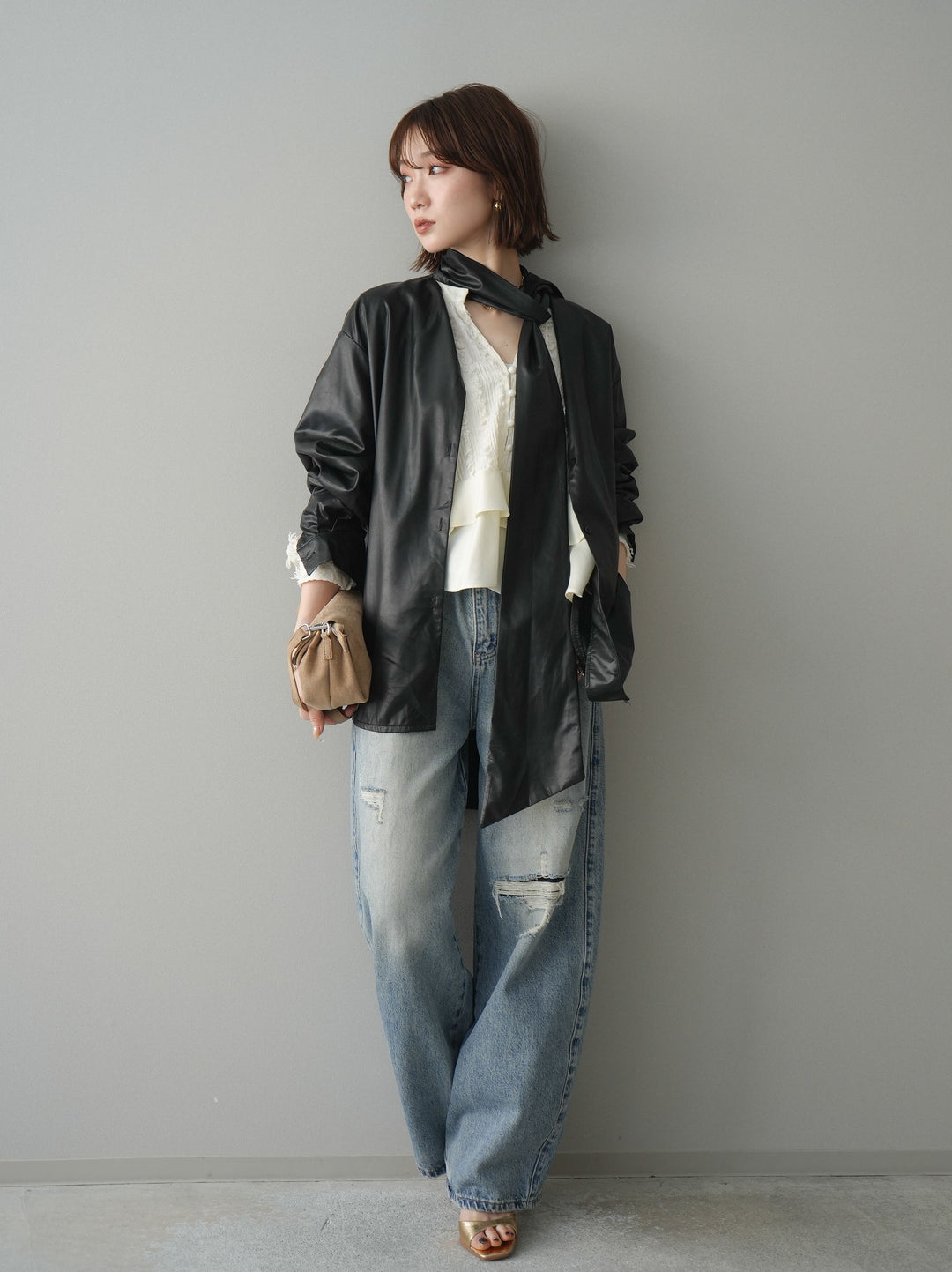 [SET]フェイクレザーボウタイブラウス+ジャガードぺプラムフリルブラウス+ダメージデニムセミワイドパンツ(3set)