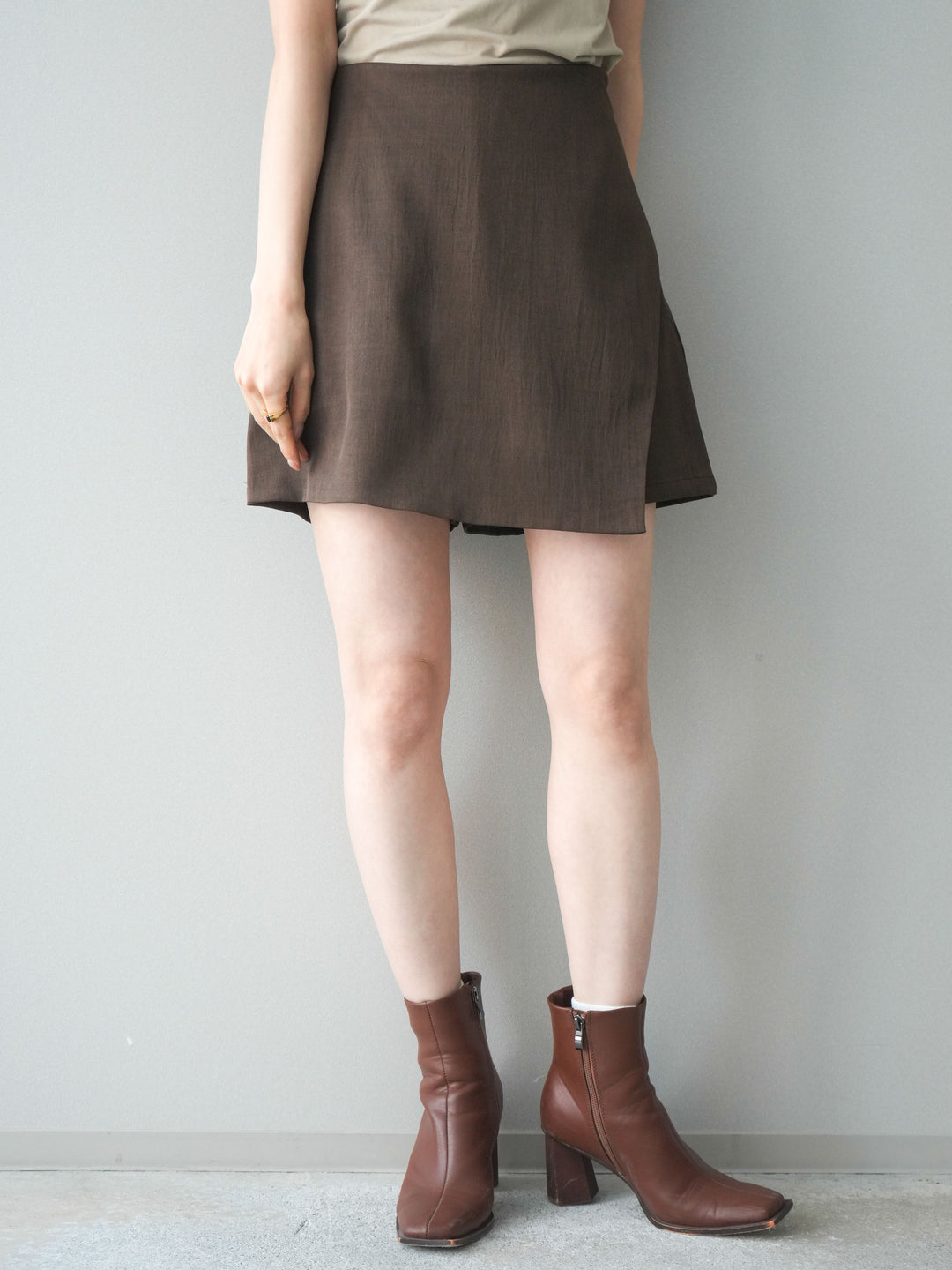 [予約]TRツイルラップデザインショートパンツ/brown