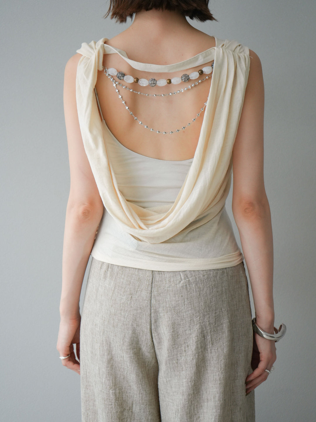 [預訂] 串珠鏈垂墜上衣/象牙色