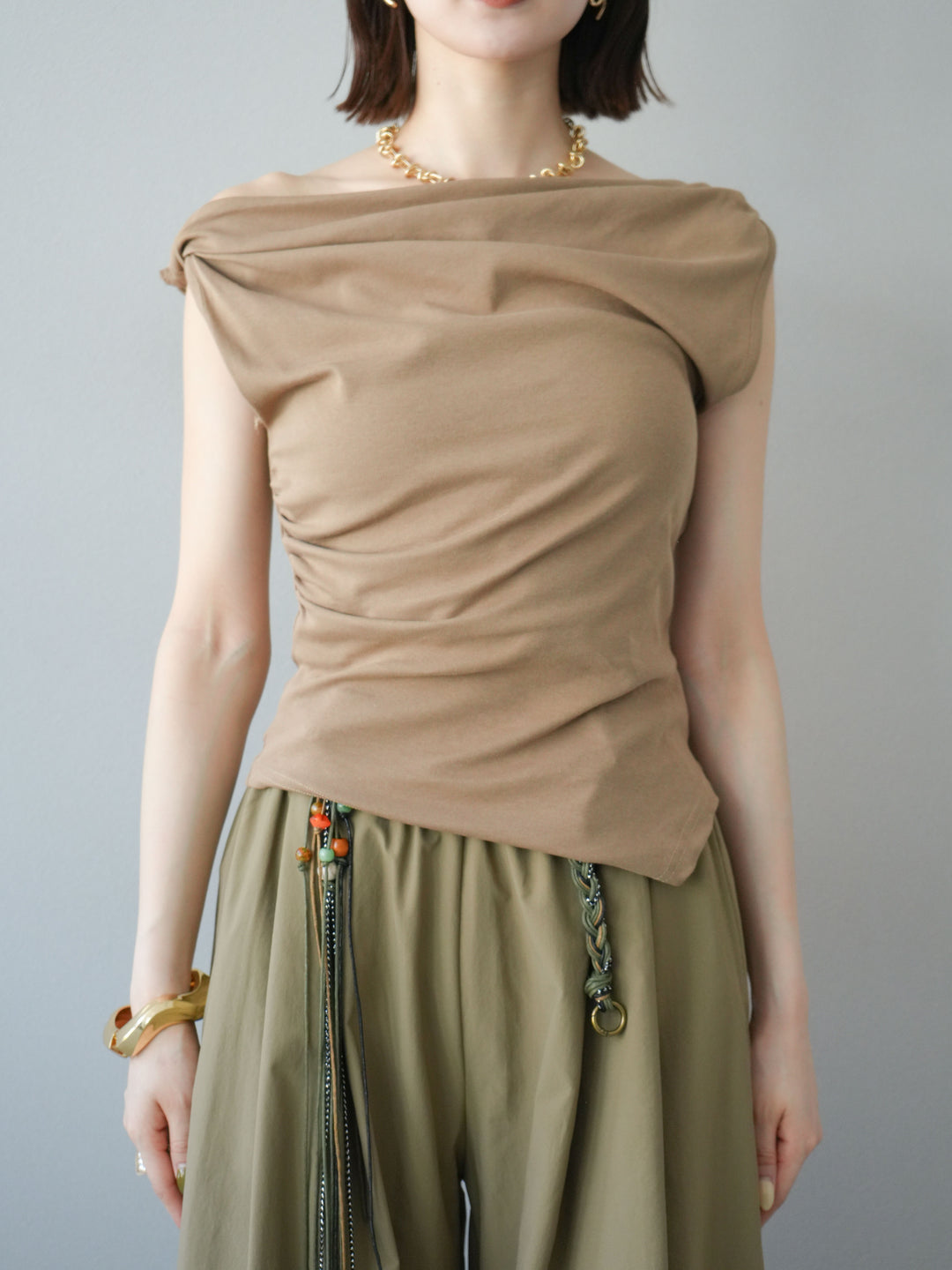 [SET]タックデザイントップス＆ビーズベルト付きパンツSET UP(2set)