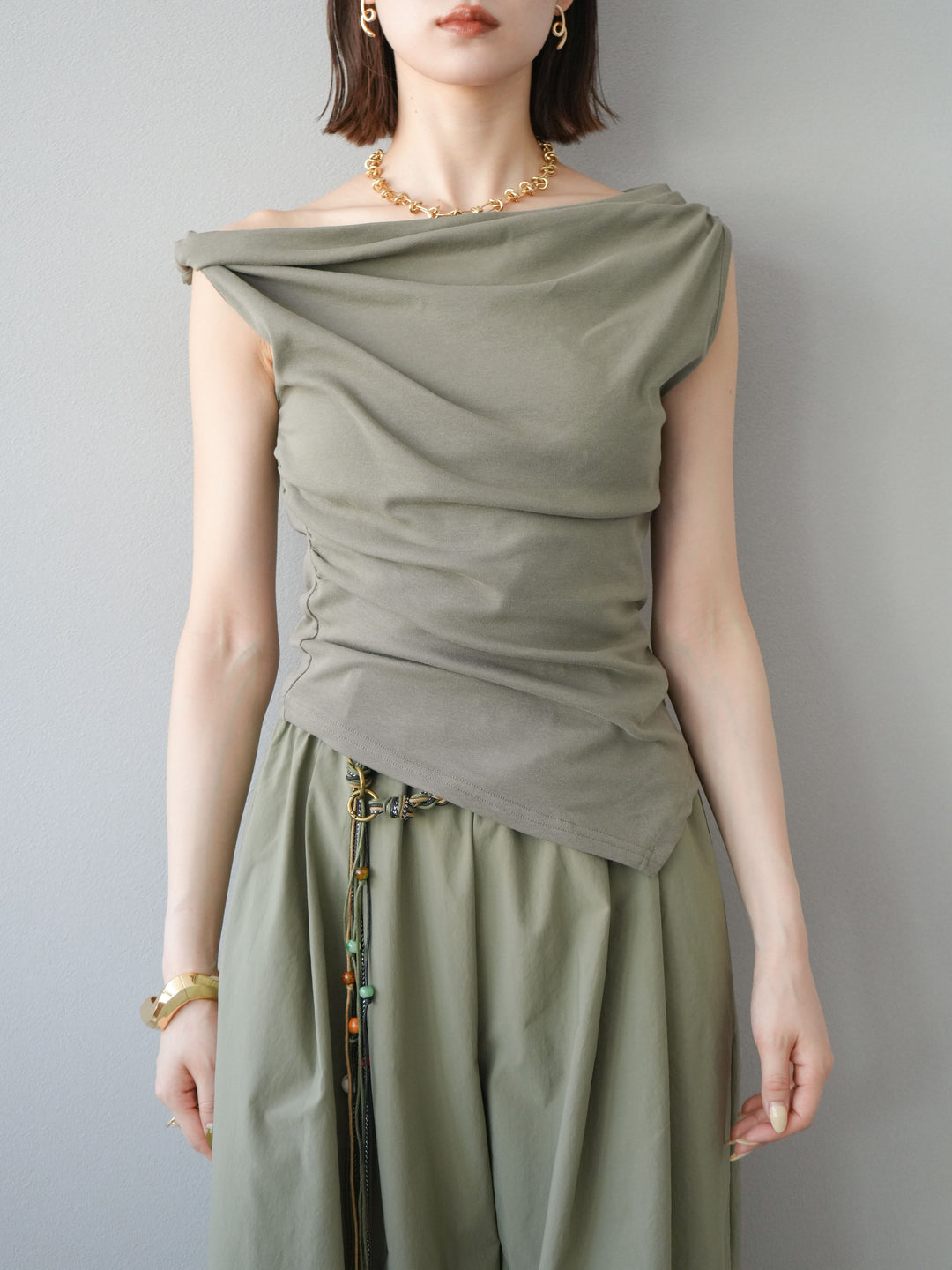 [SET]タックデザイントップス＆ビーズベルト付きパンツSET UP(2set)