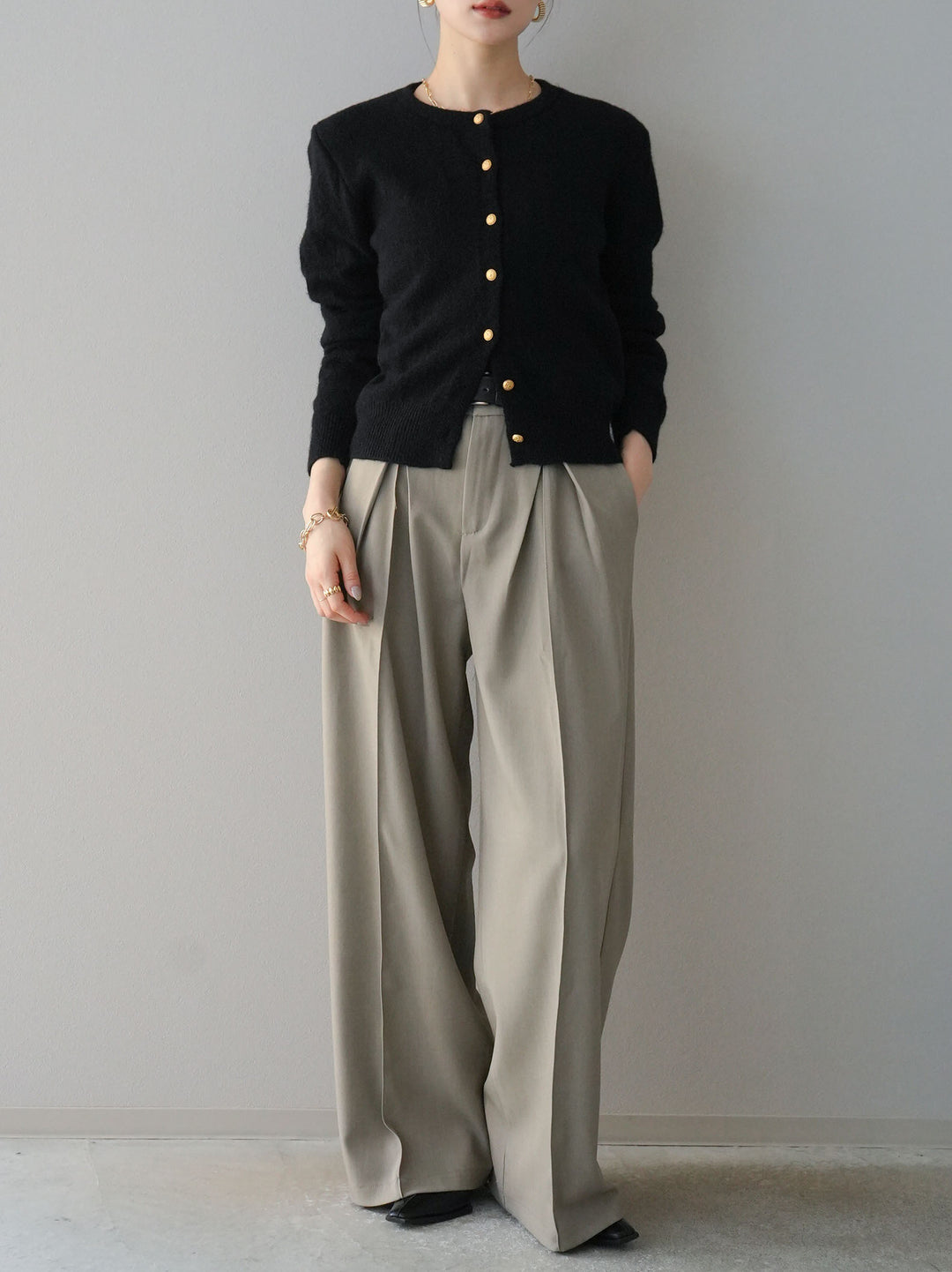 【預購】金鈕扣密織針織開襟衫/黑