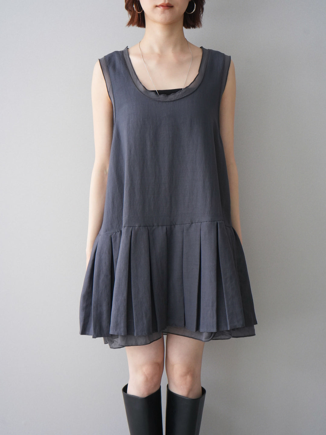 [予約]チュールドッキング裾プリーツミニワンピース/charcoal