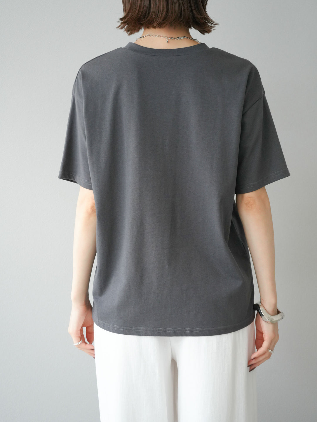 [予約]チュールレイヤードプリントTシャツ/チャコール