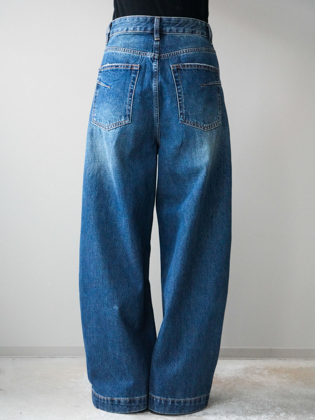 [予約]デザインステッチカーブデニムパンツ/navy