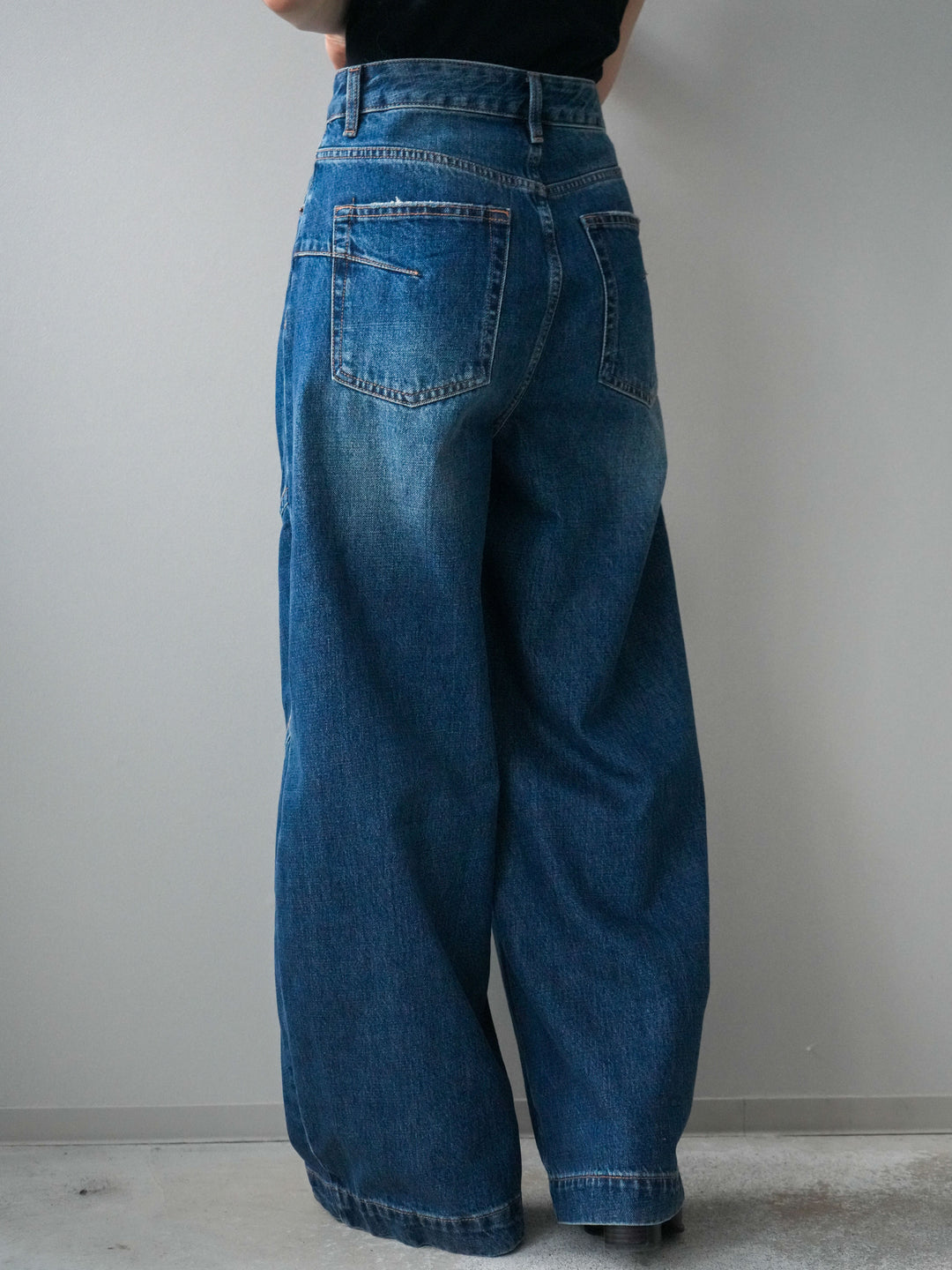 [予約]デザインステッチカーブデニムパンツ/navy