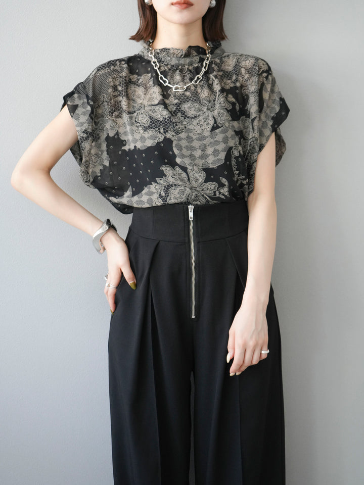 [予約]フラワーパターンフレンチスリーブブラウス/ブラック