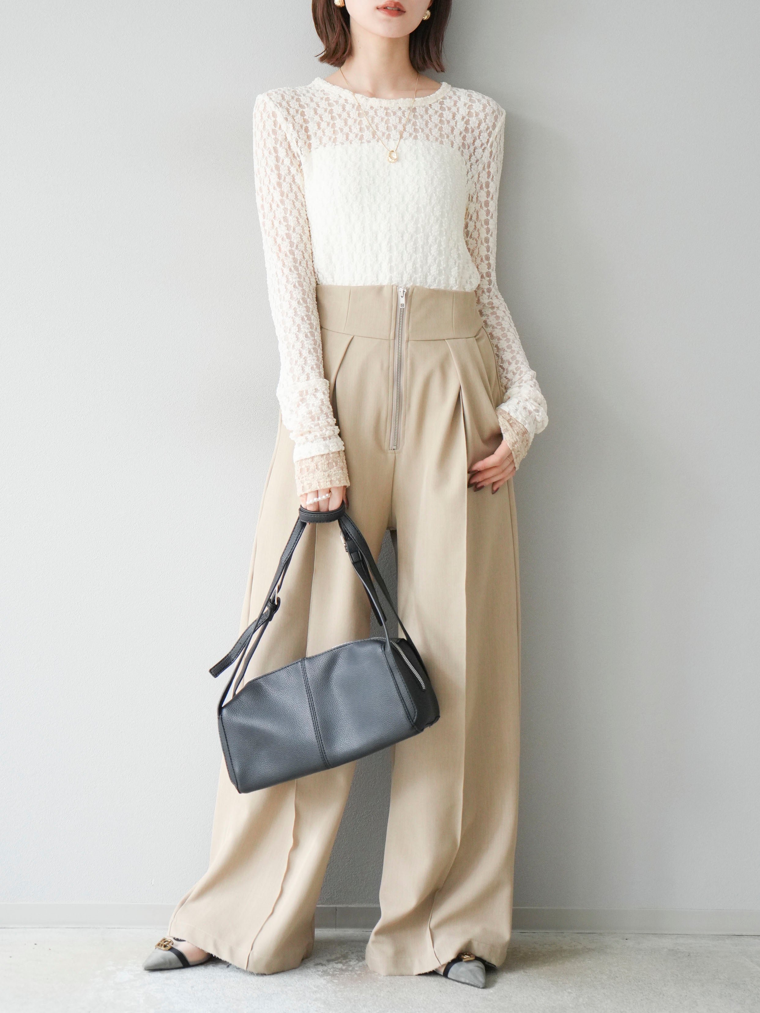 予約]袖配色カットレーストップス/アイボリー – Lumier