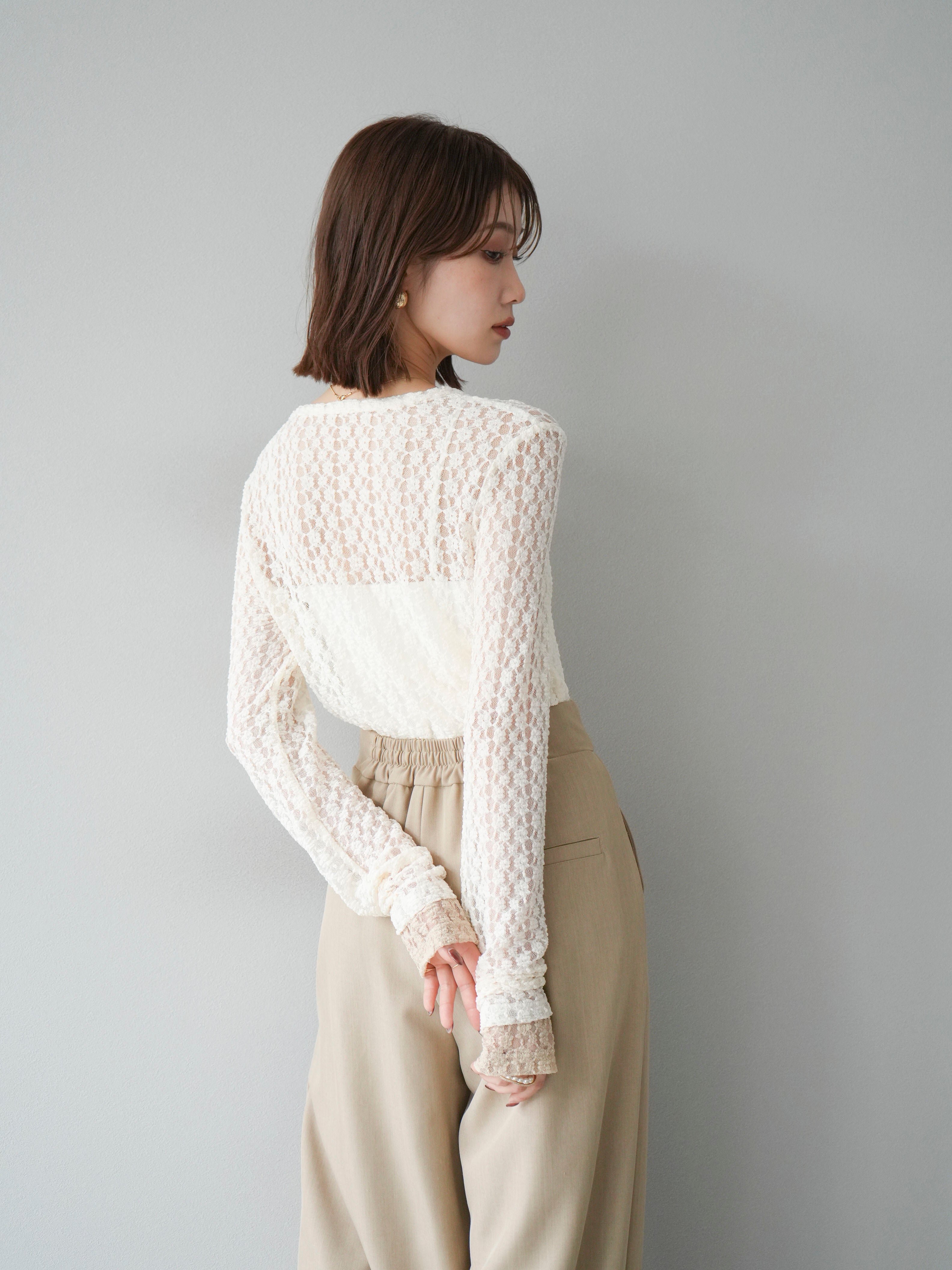 予約]袖配色カットレーストップス/アイボリー – Lumier