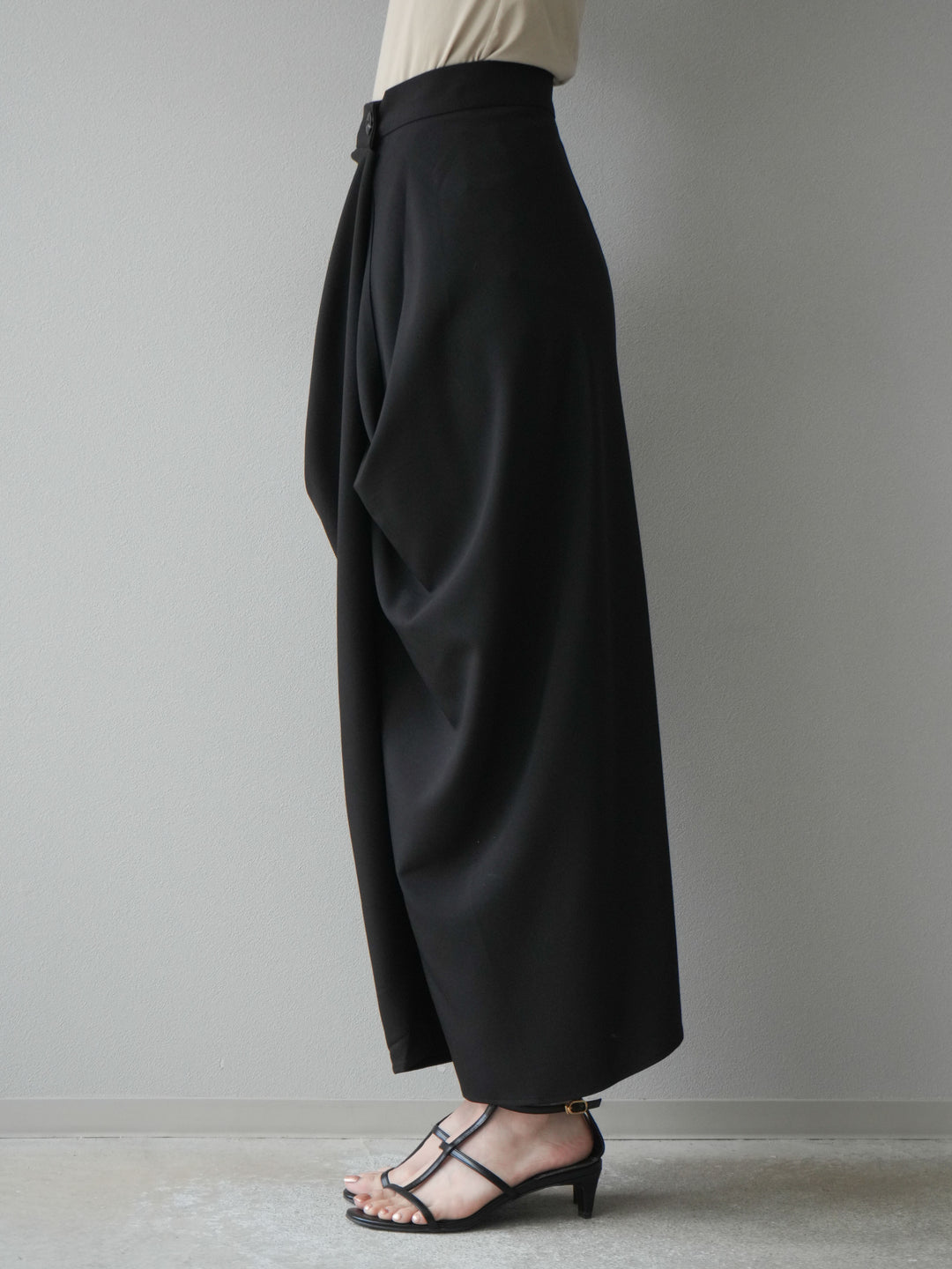 [予約]ドレープデザインスカート/ブラック