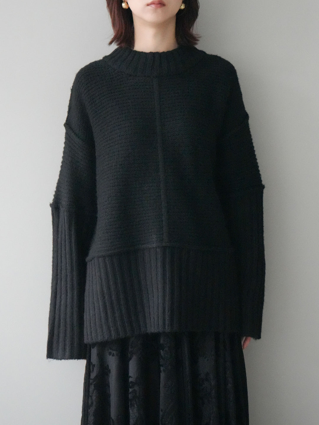 [予約]編み地切替ボトルネックニットプルオーバー/black