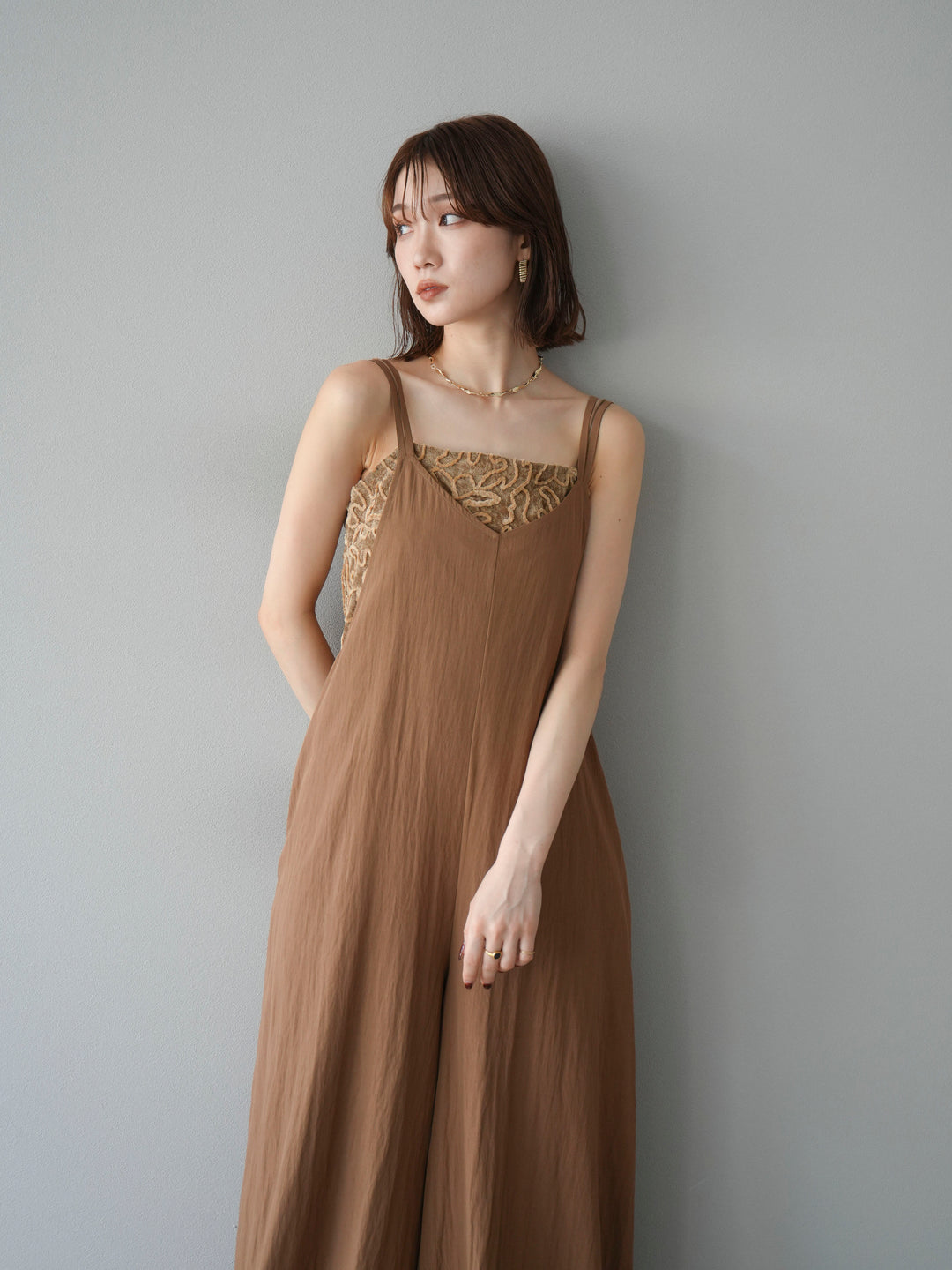 [予約]レーヨンVネックサロペット/ベージュ