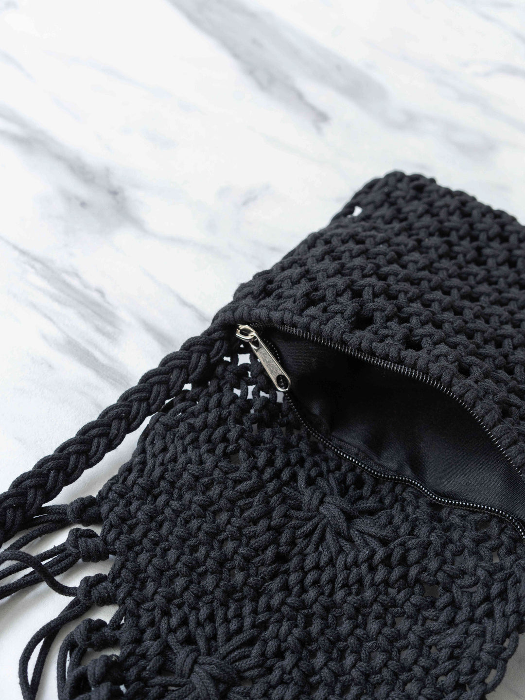 [予約]マクラメフリンジショルダーミニバッグ/ブラック