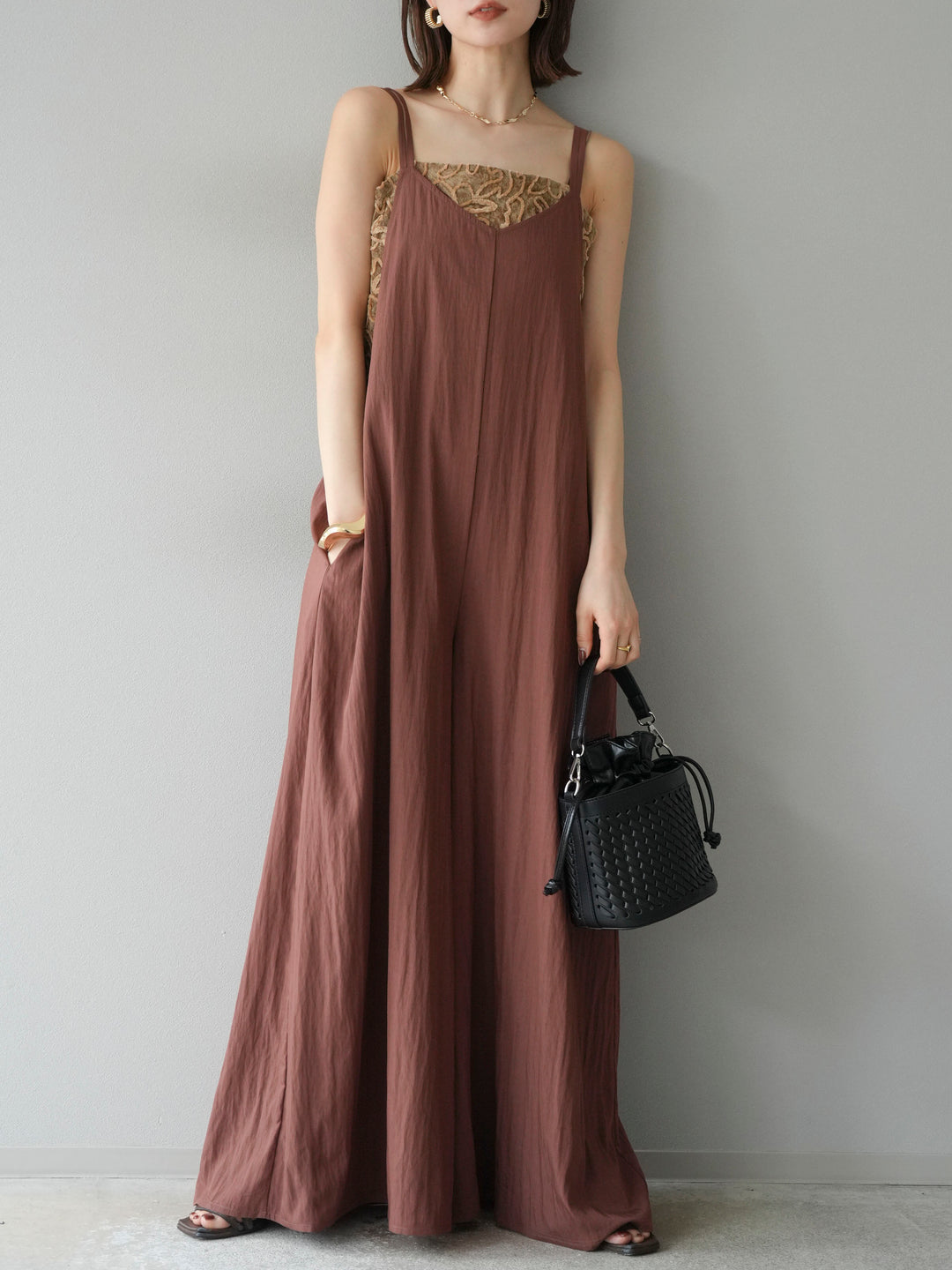 [予約]レーヨンVネックサロペット/ブラウン