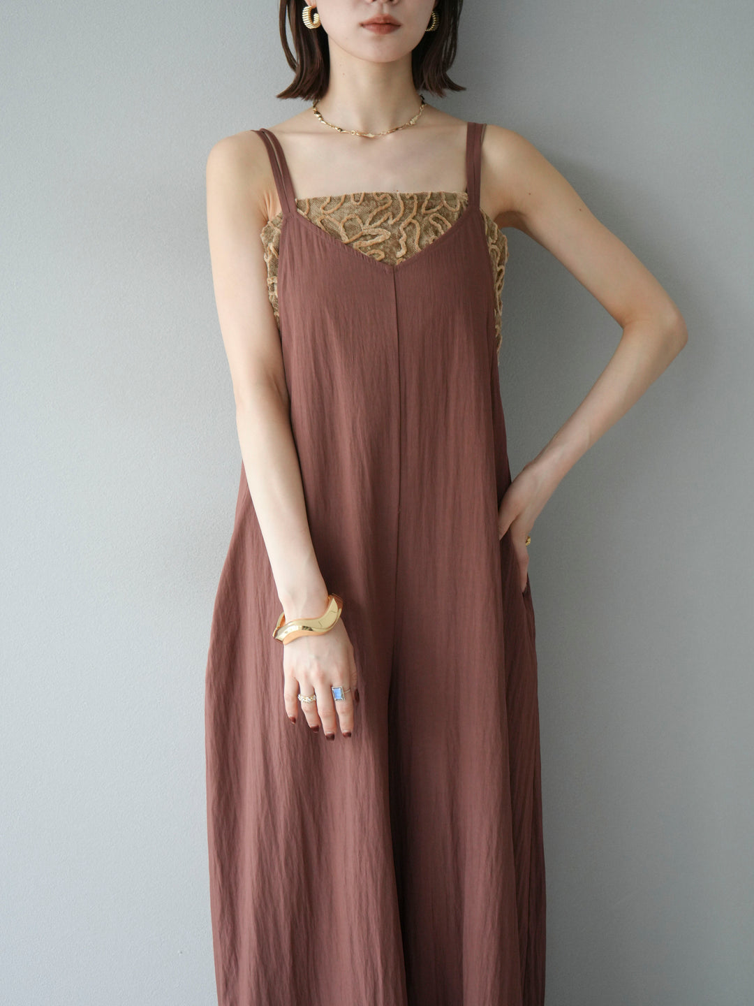 [予約]レーヨンVネックサロペット/ブラウン