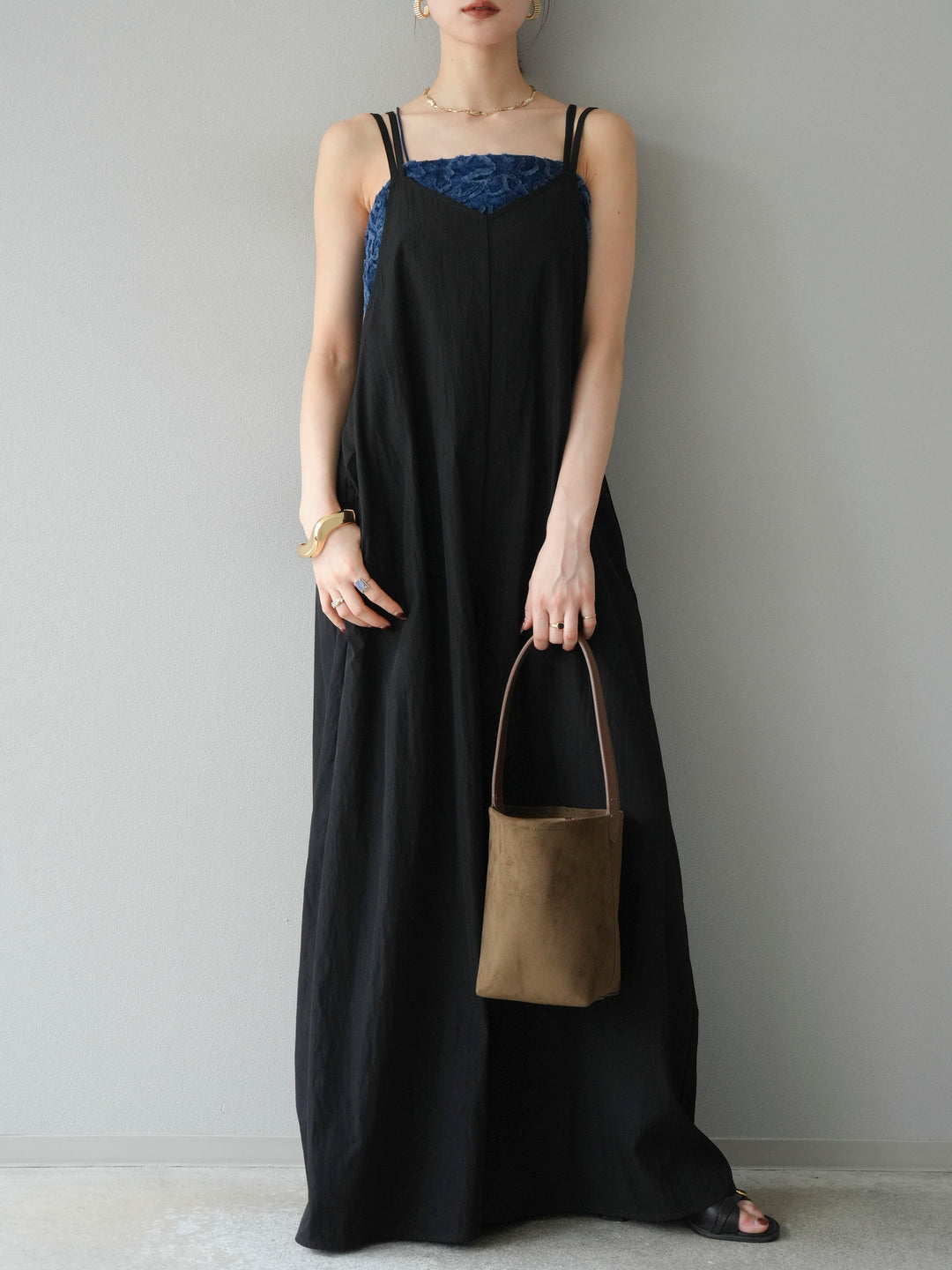 [予約]レーヨンVネックサロペット/ブラック