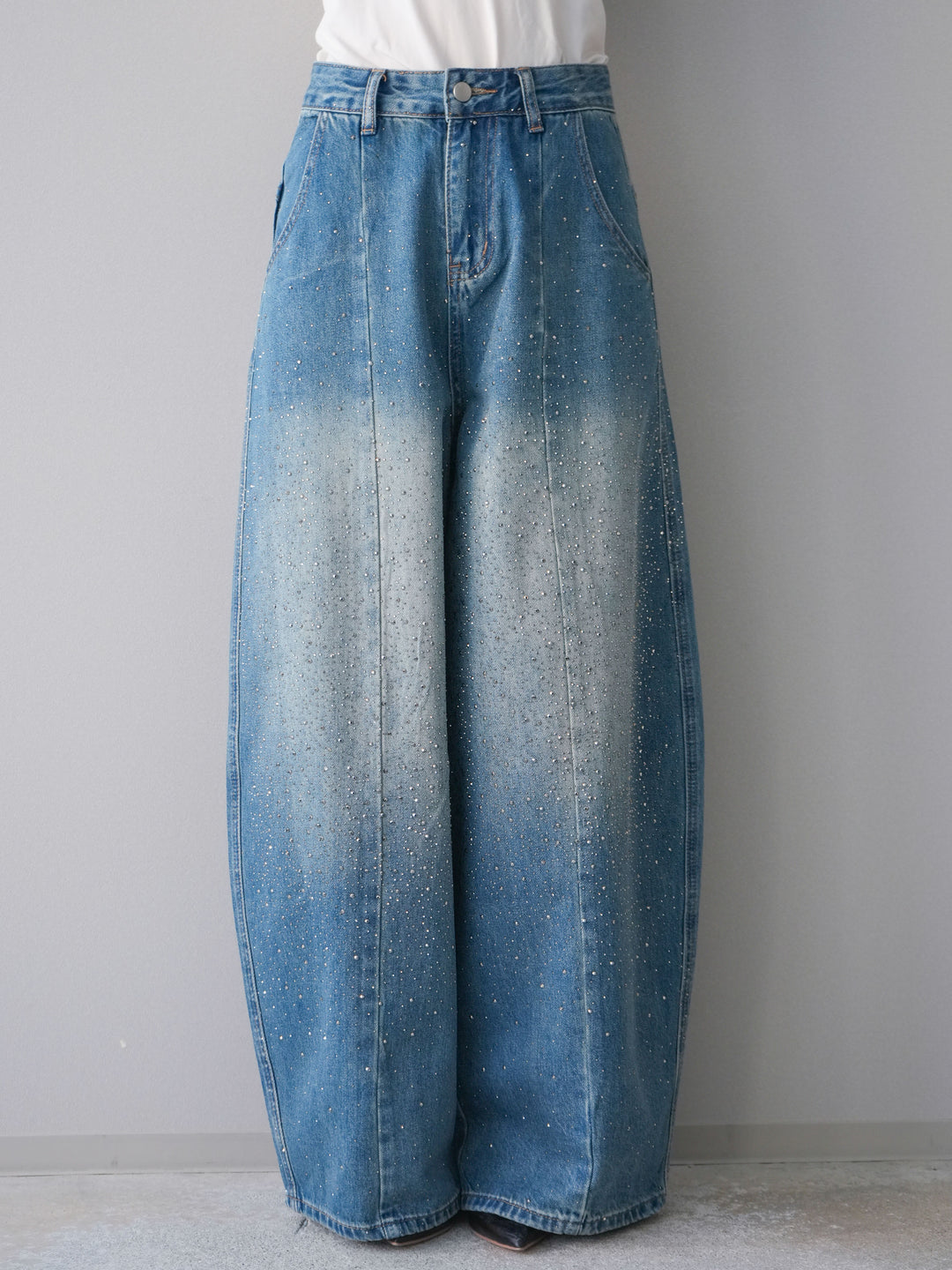 [予約]フロントビジューカーブデニムパンツ/blue