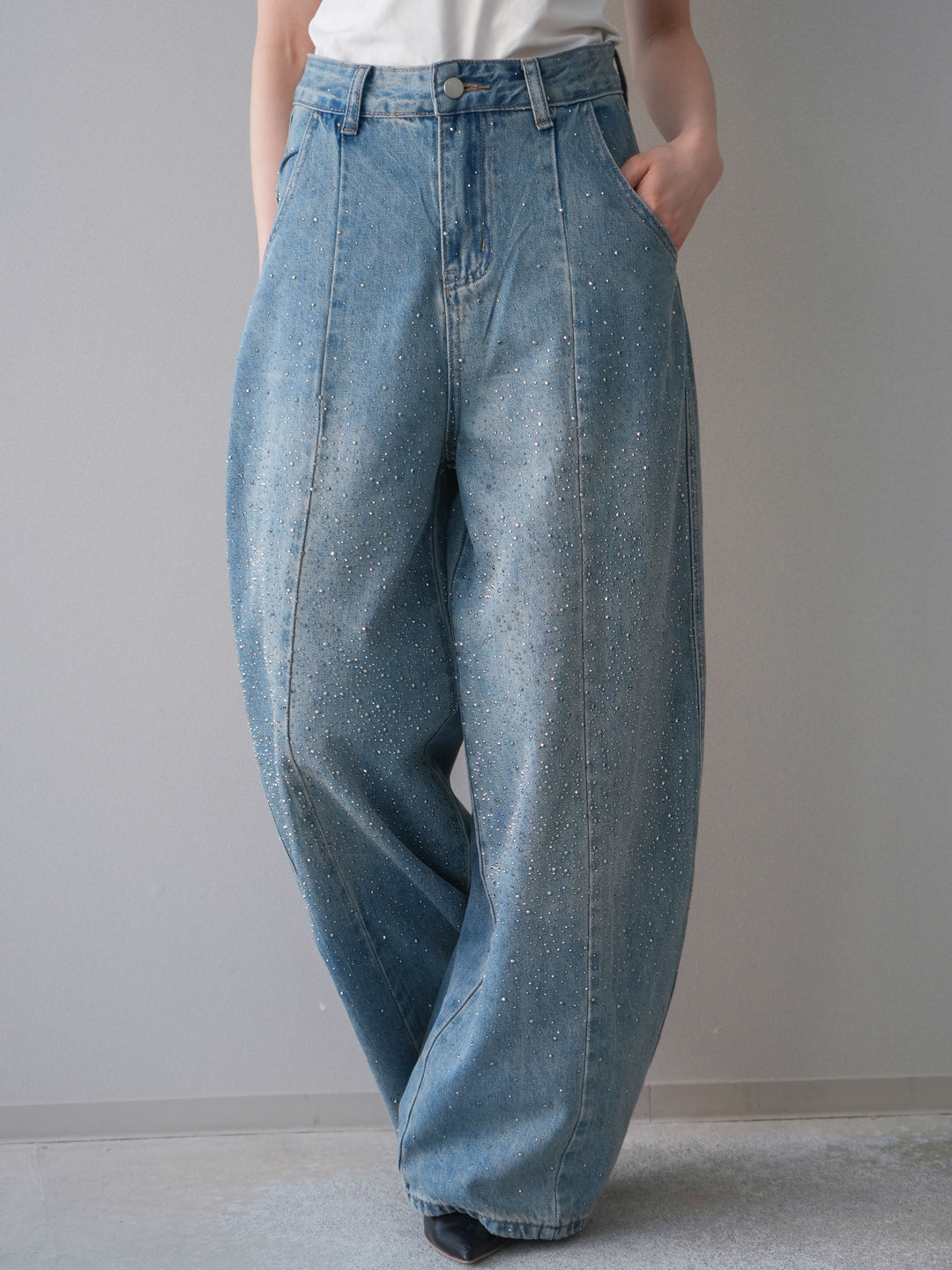 [予約]フロントビジューカーブデニムパンツ/lightblue