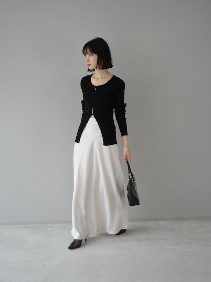 [予約]satin flare skirt / white