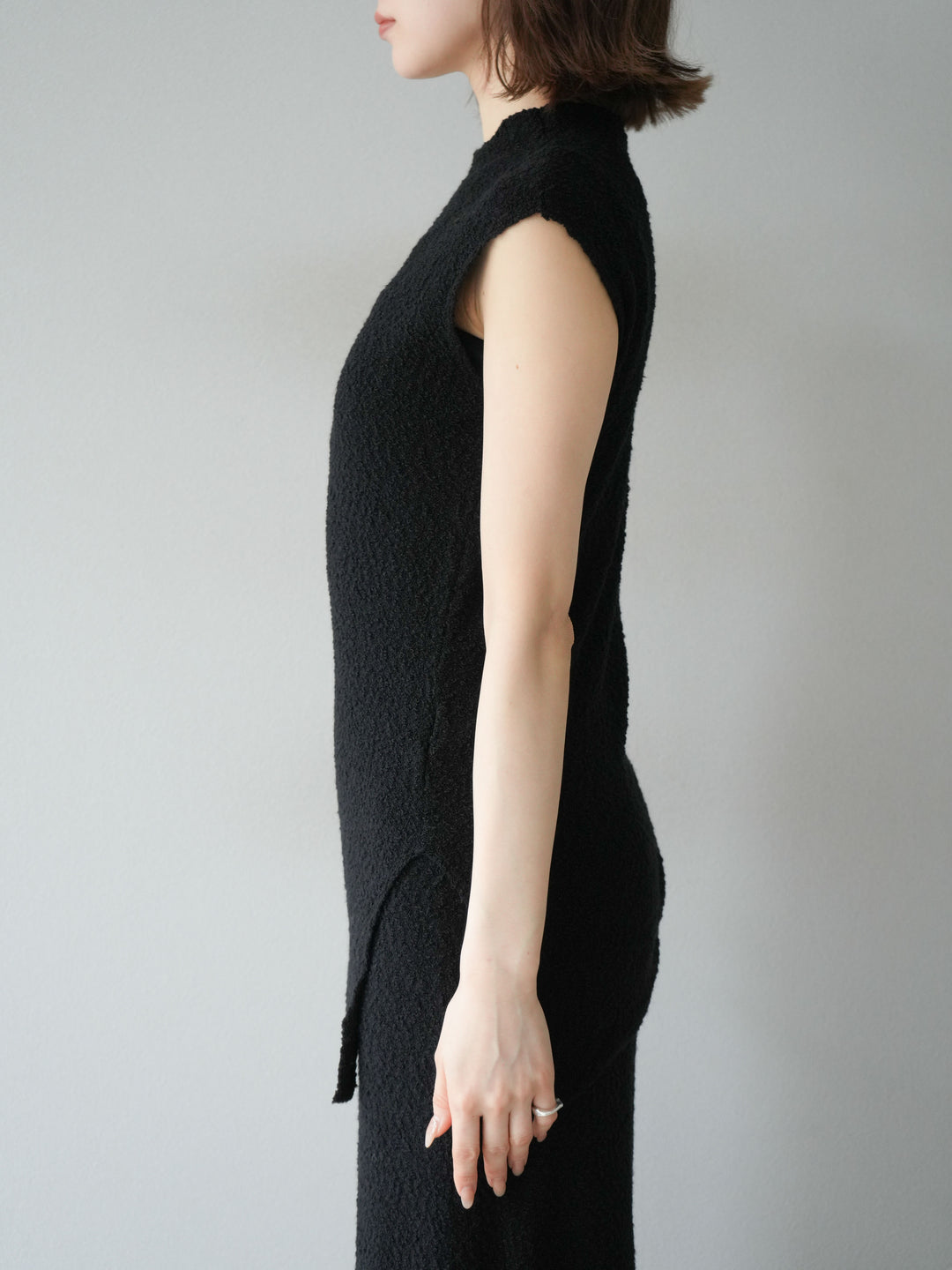 [予約]ブークレアシメニットノースリーブトップス/ブラック