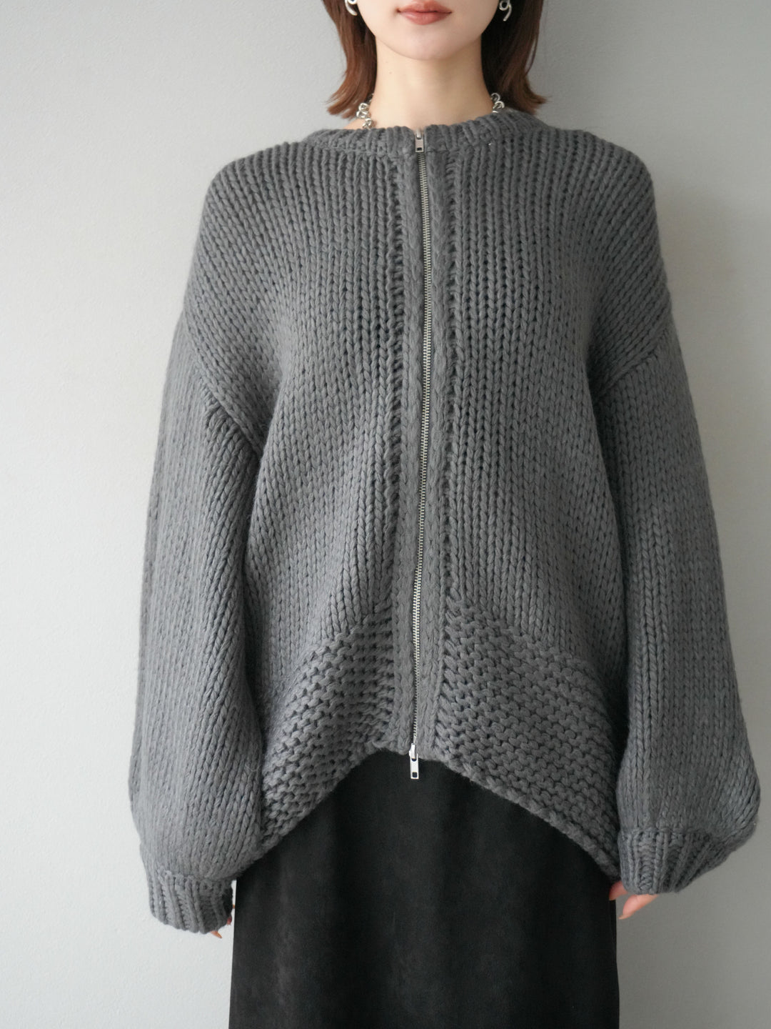 [予約]ロービングケーブルオーバーZIPニットカーディガン/チャコール