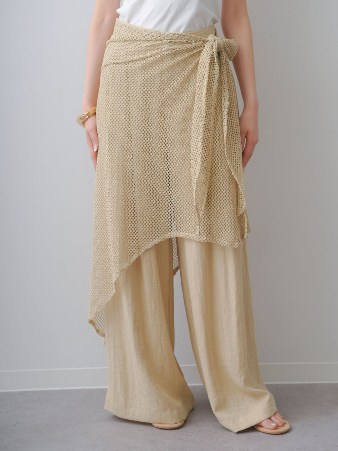 [予約]メッシュエプロン付ドレープワイドパンツ/beige