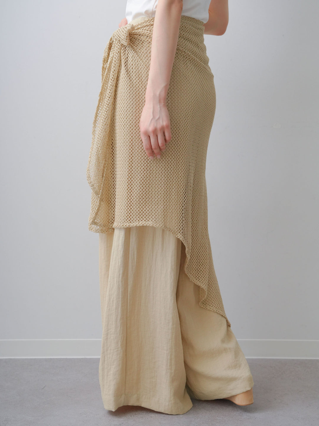 [予約]メッシュエプロン付ドレープワイドパンツ/beige