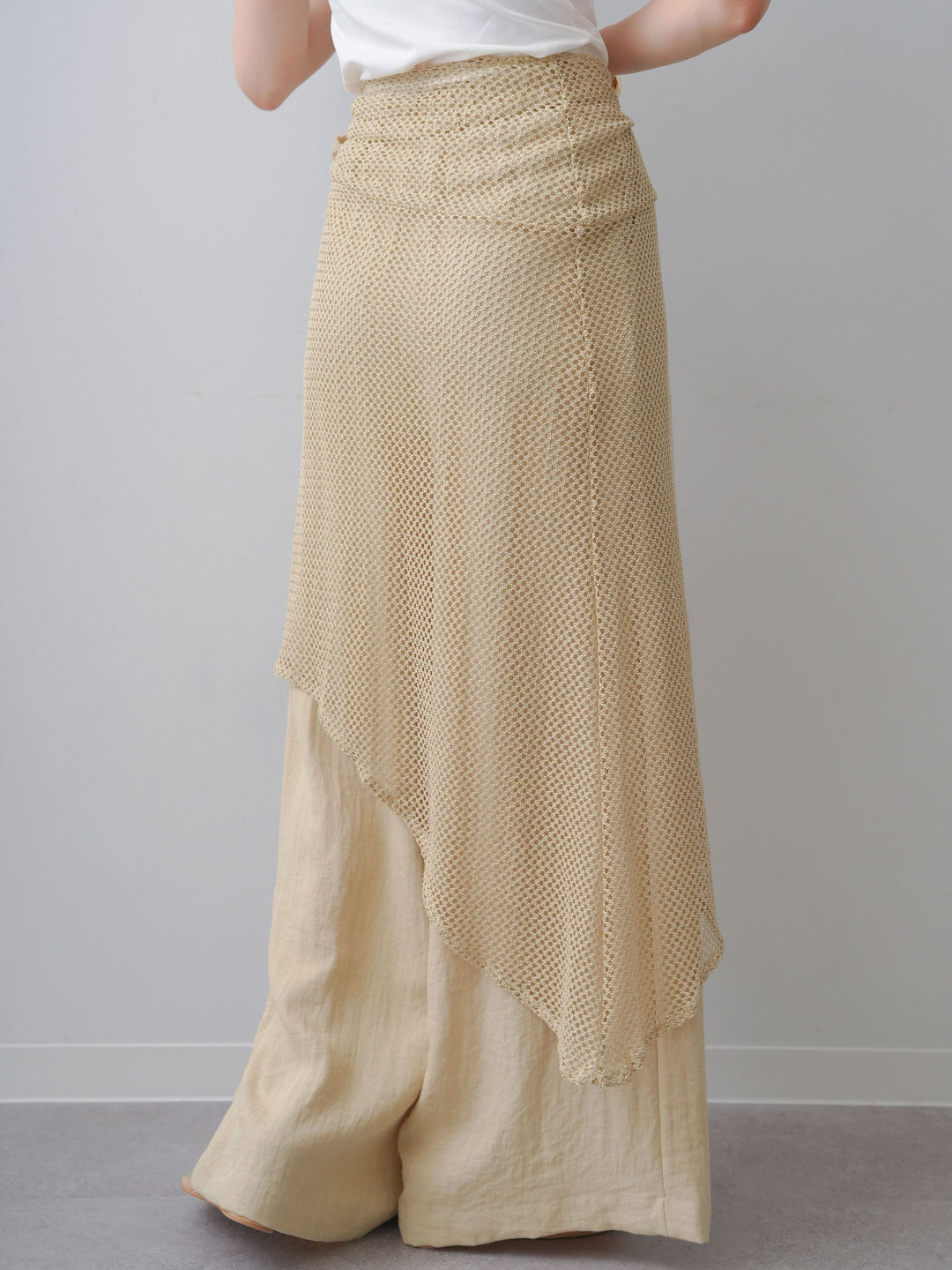[予約]メッシュエプロン付ドレープワイドパンツ/beige
