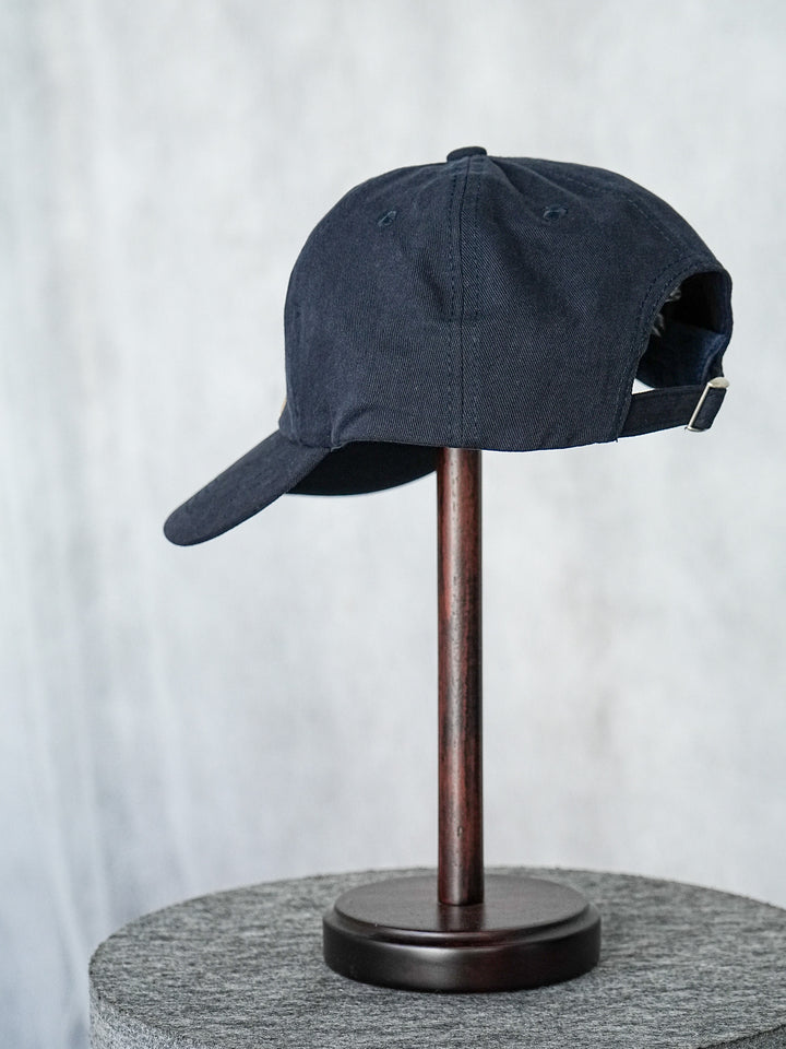 [予約]NEW MIRRORロゴ刺繍CAP/ネイビー